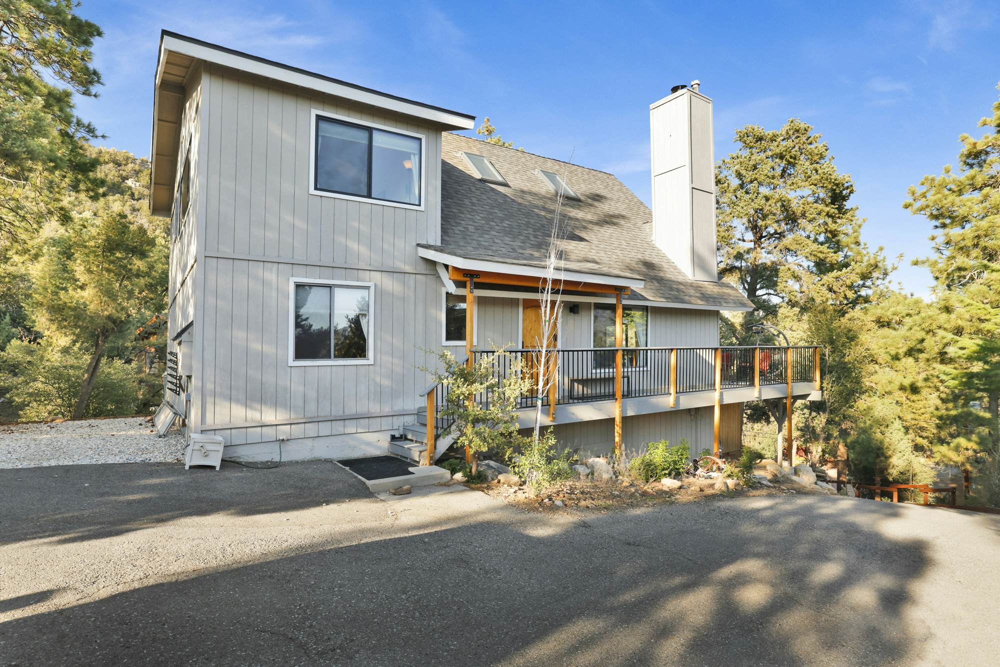 2048-Chimney Peak Chalet