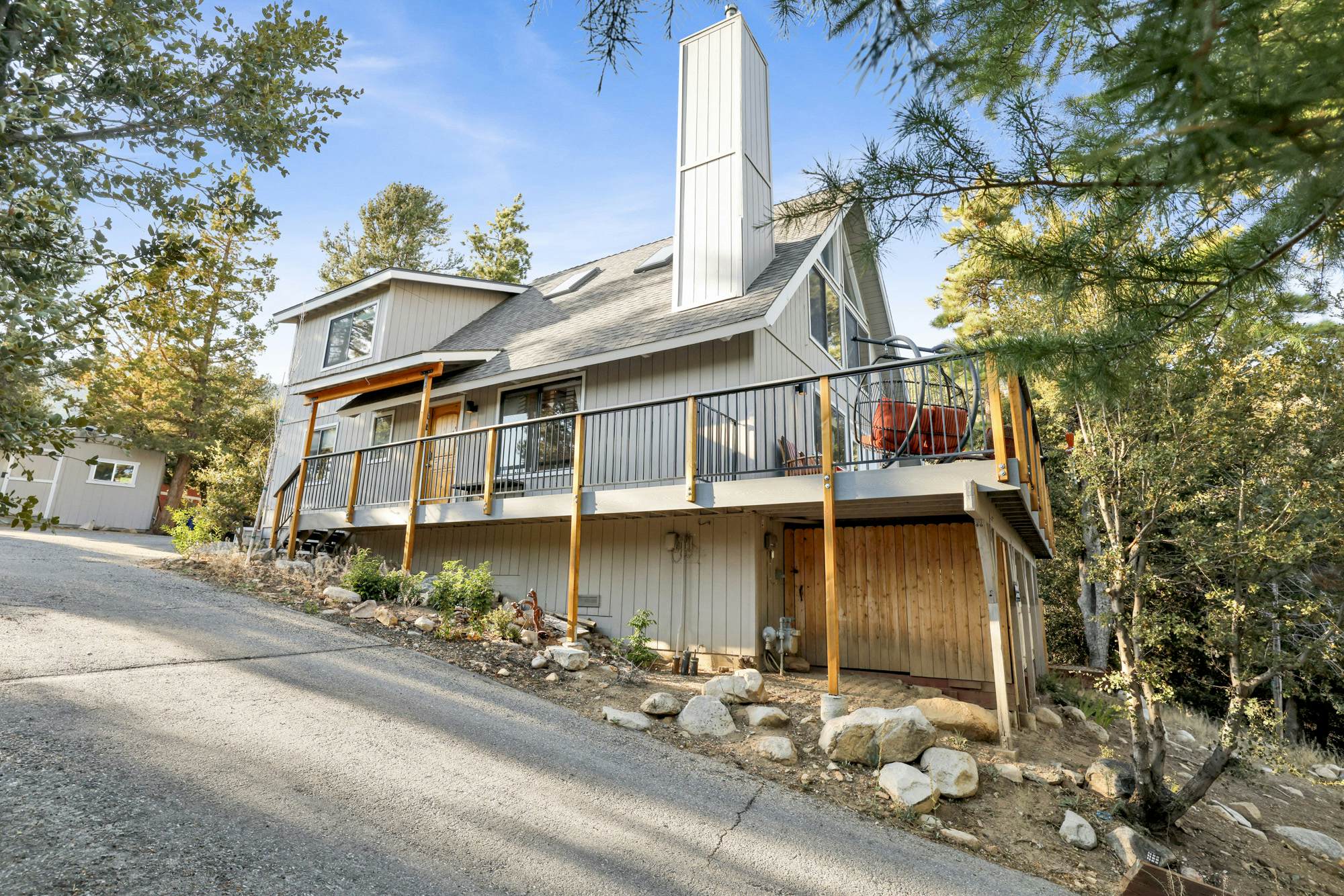 2048-Chimney Peak Chalet