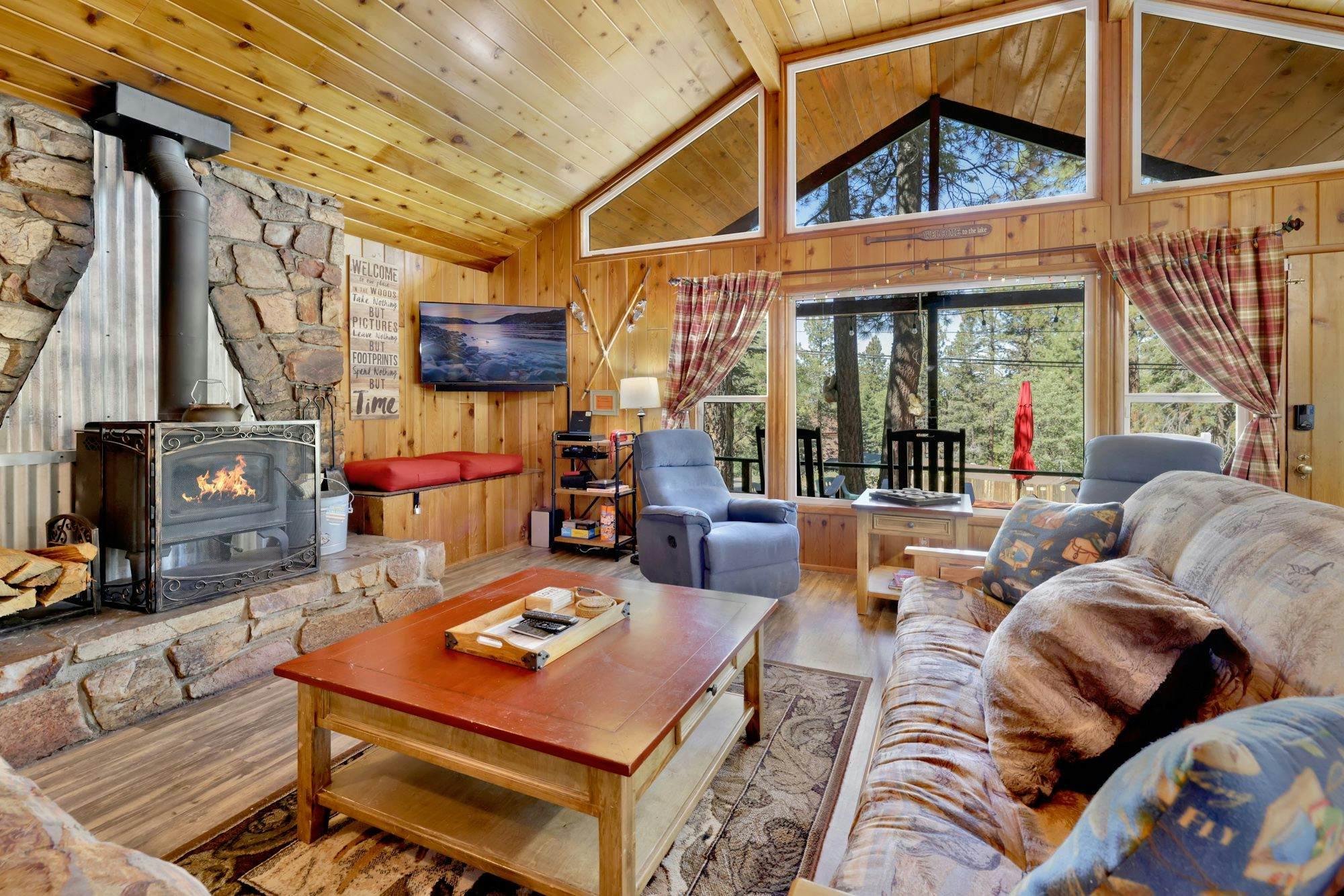 2069 - Bear Cub Cabin