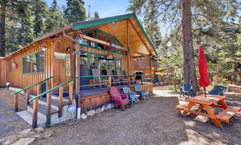 Bear Cub Ski Haus Cabin- Hot Tub- Games-