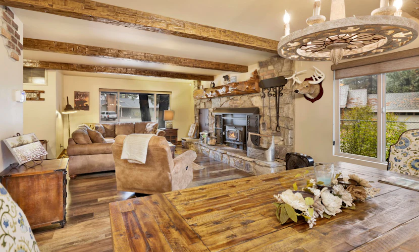 Eagle Point Lodge at Big Bear- Hot Tub- Games- Walk to Lake