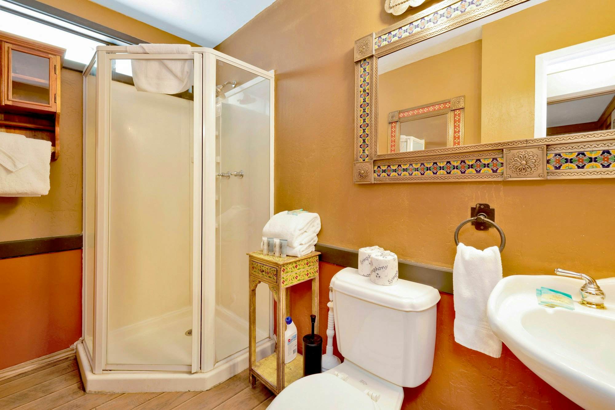 2105-Club View Pines