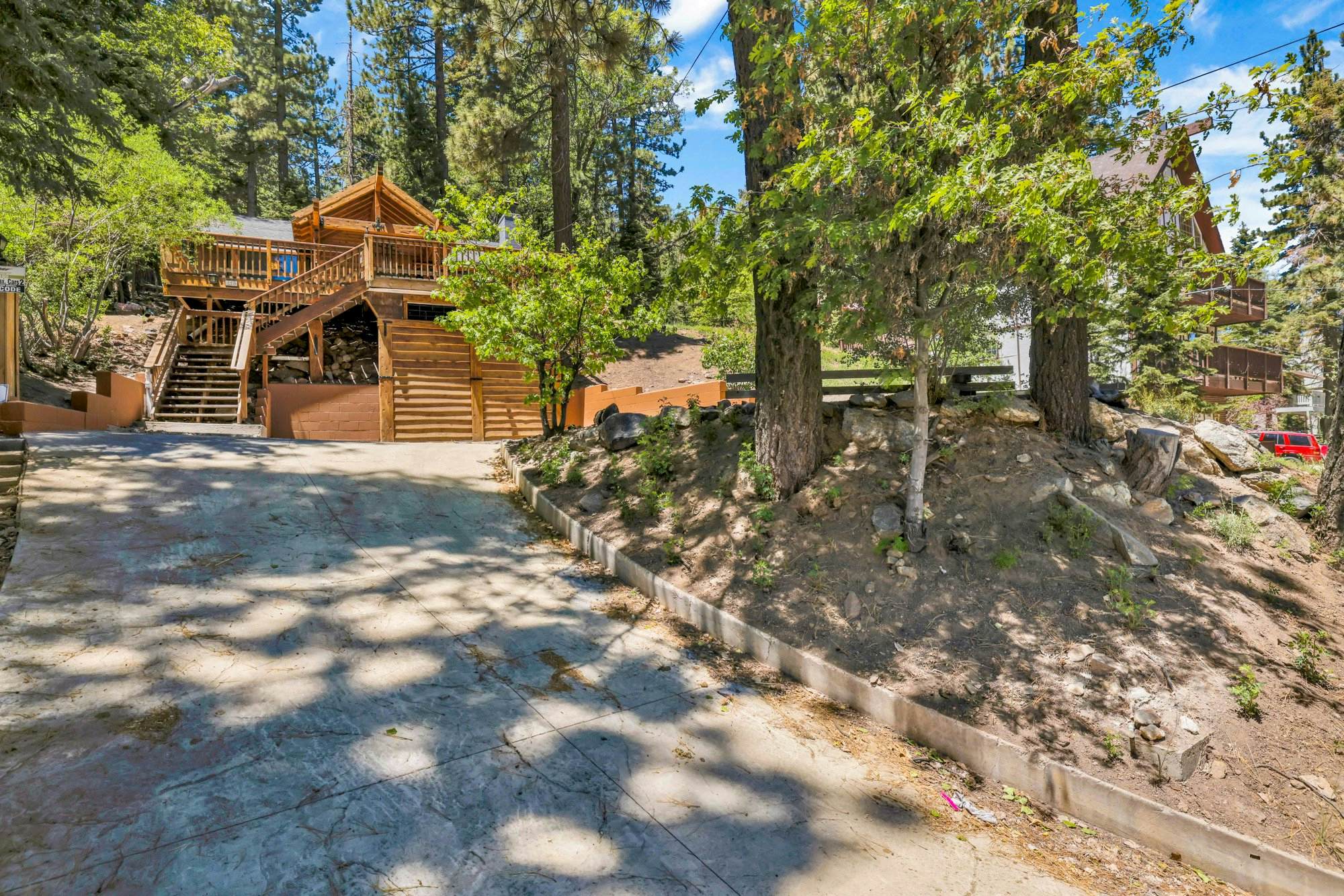 2105-Club View Pines