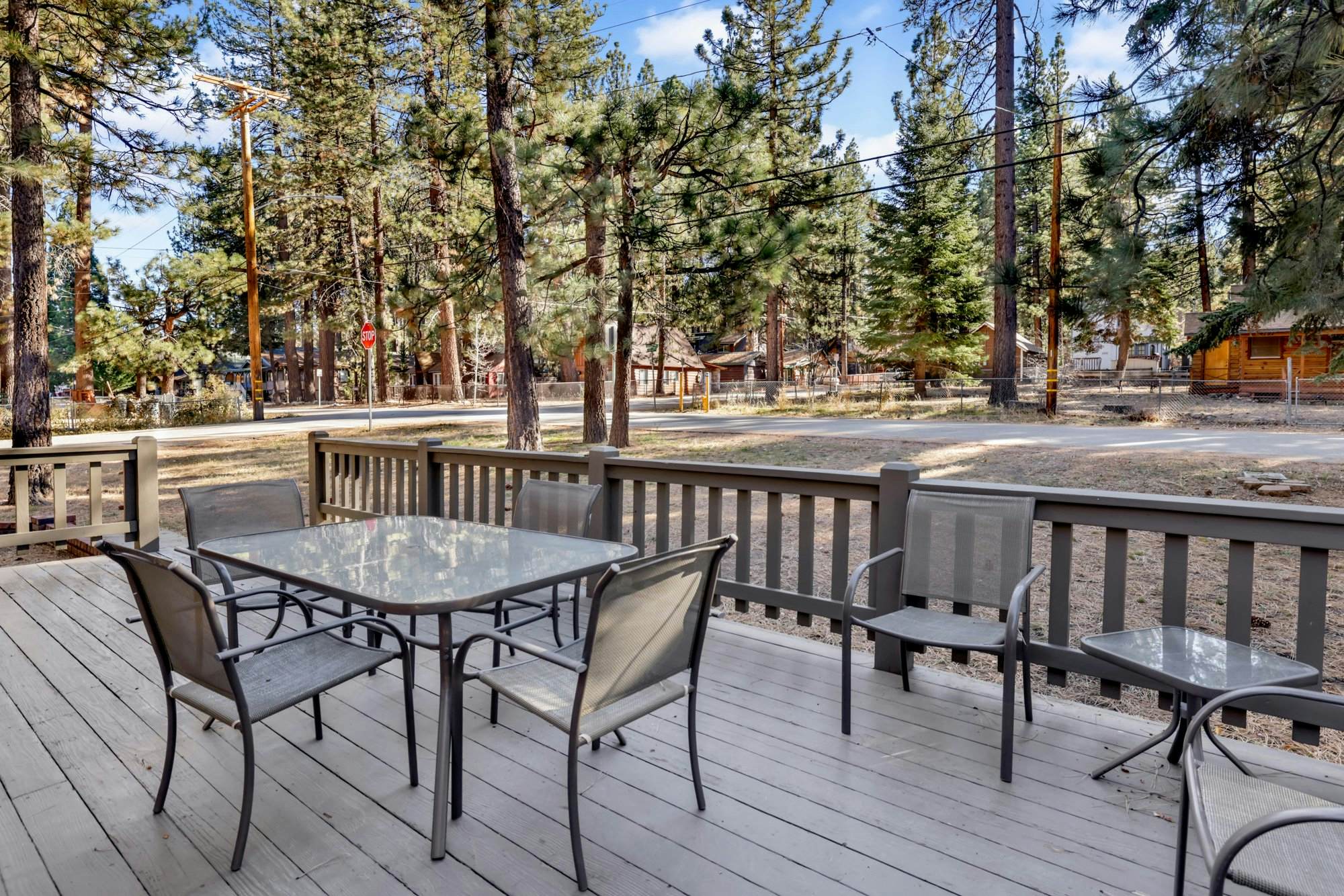 2095-Paradise in Cedar