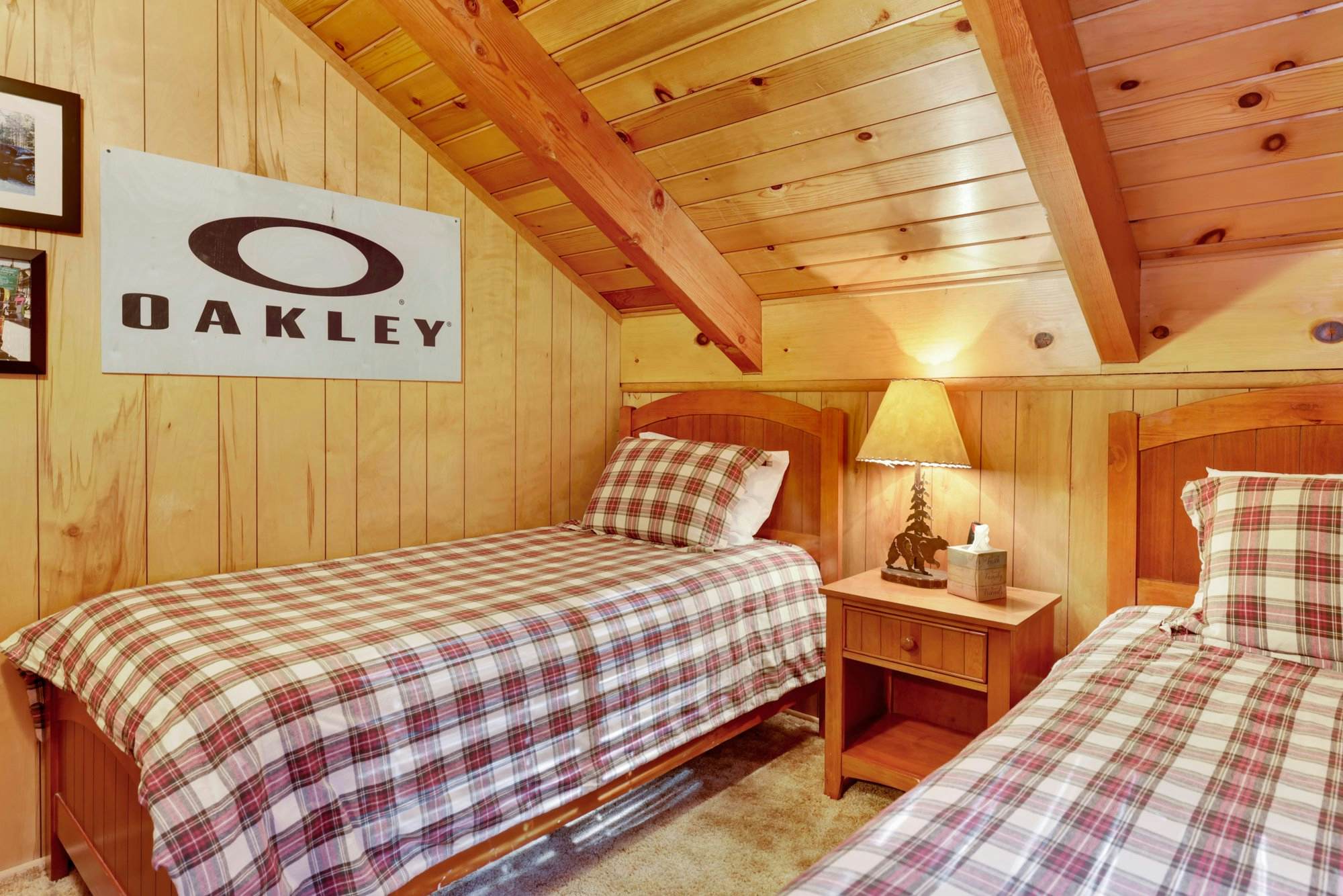 2095-Paradise in Cedar