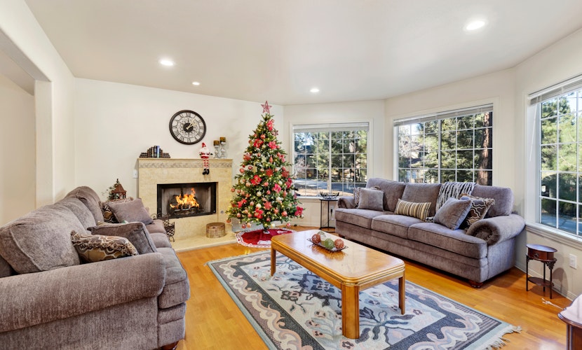 Mockingbird Getaway Big Bear- Hot Tub- Games- Walk to Activities