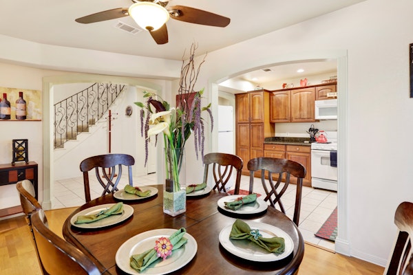 Mockingbird Getaway Big Bear- Hot Tub- Games- Walk to Activities