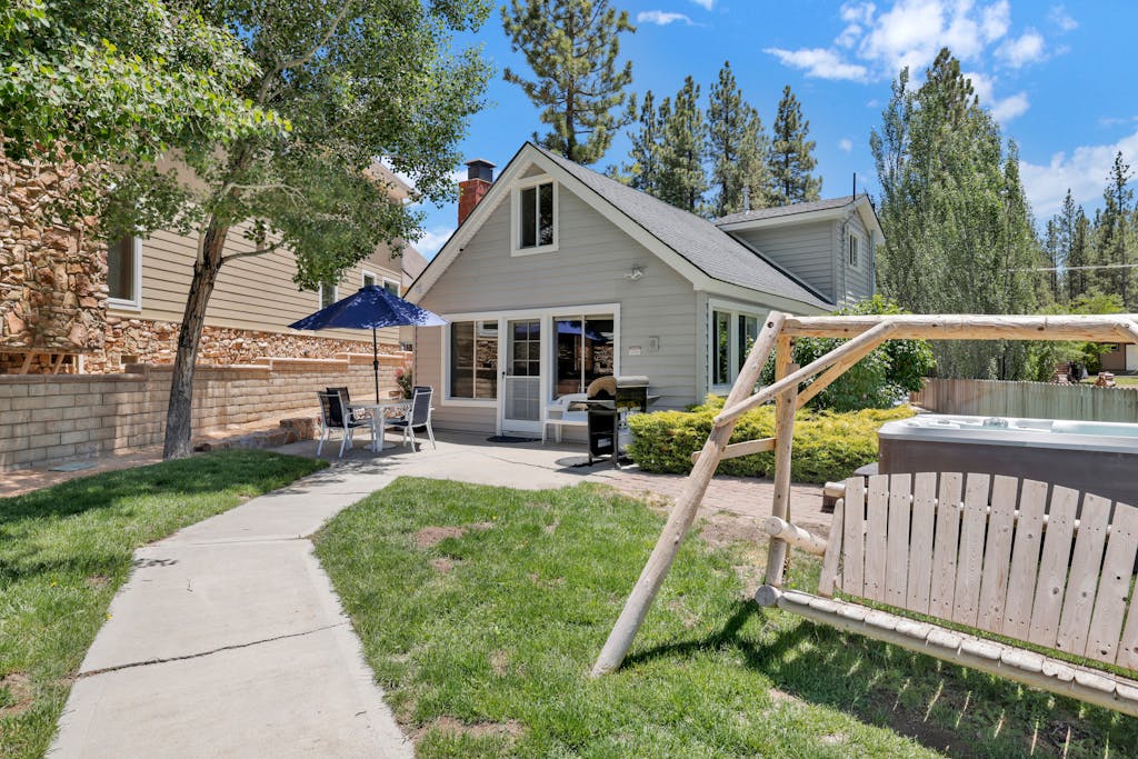 Lakeview Getaway Village Cabin w/ Hot Tub + Boat Dock