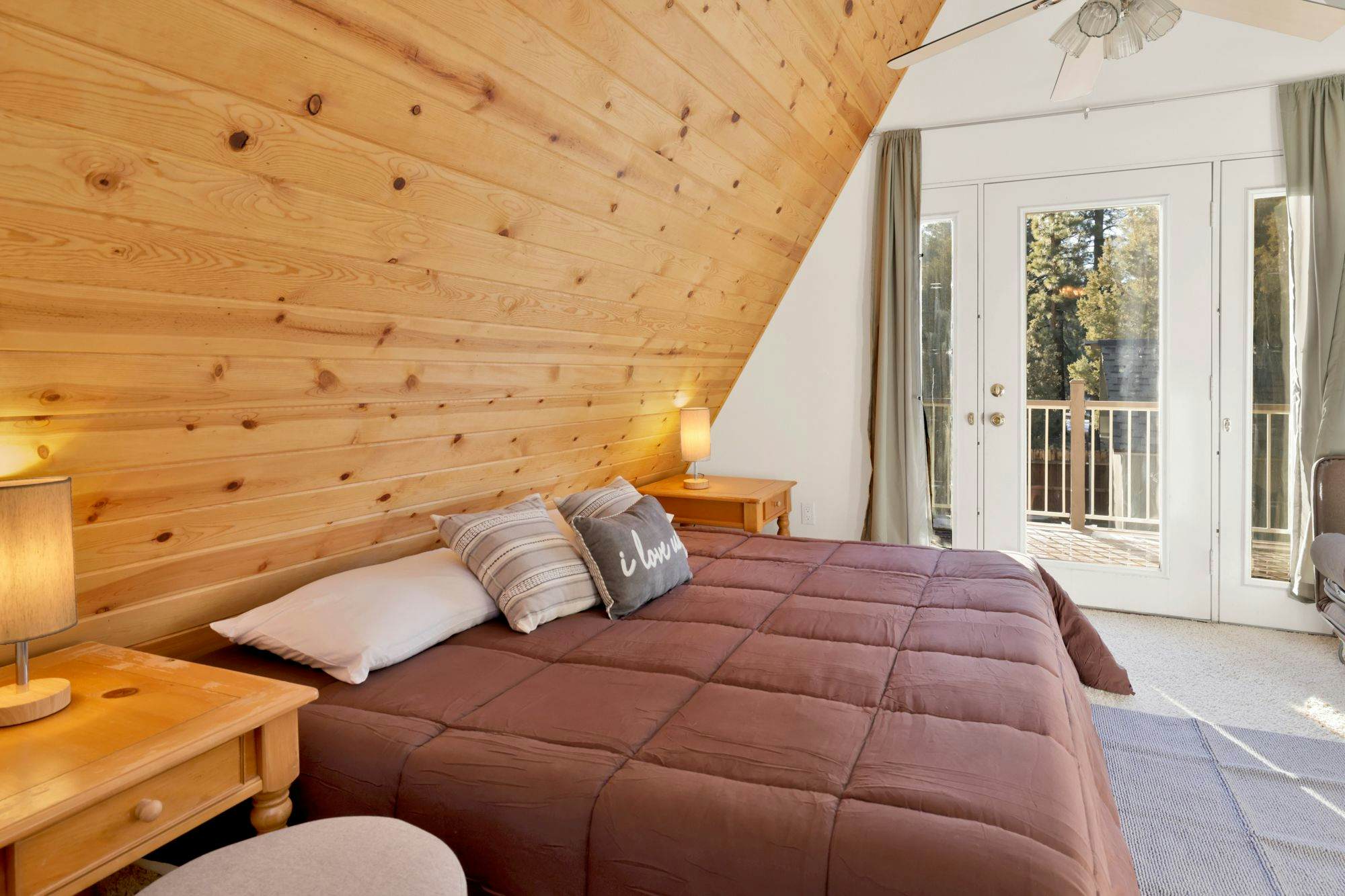 2124-The Pyramid In Big Bear