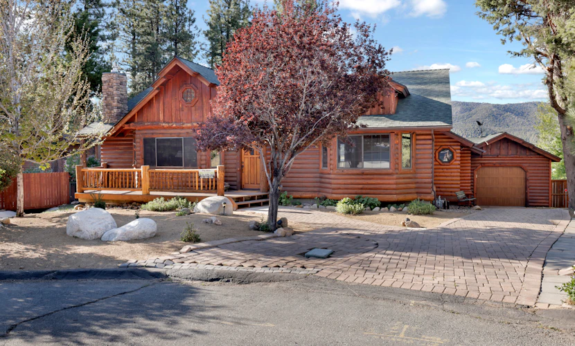 The Alps Log Cabin Retreat at Big Bear Lake
