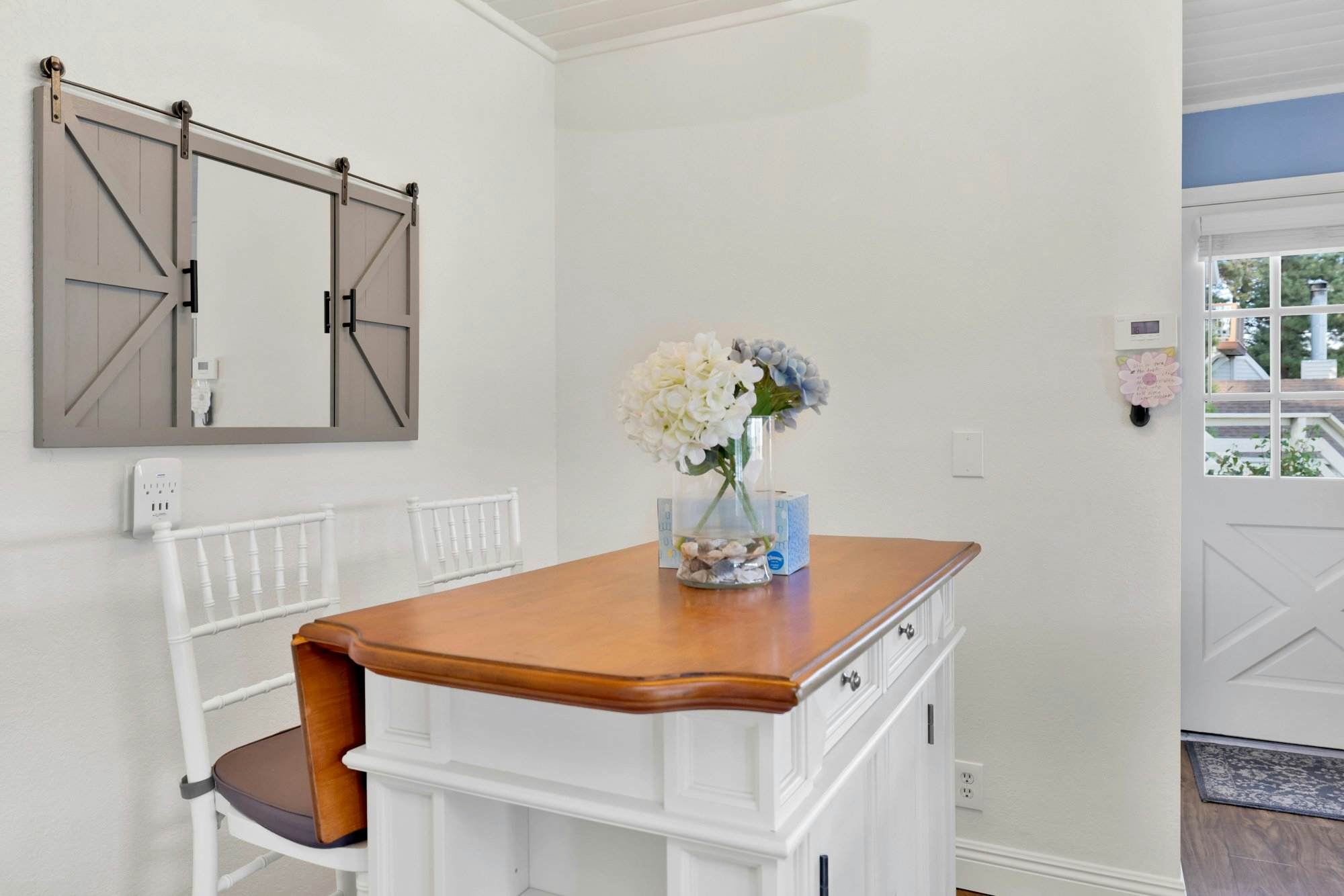 2173-North Shore Chalet