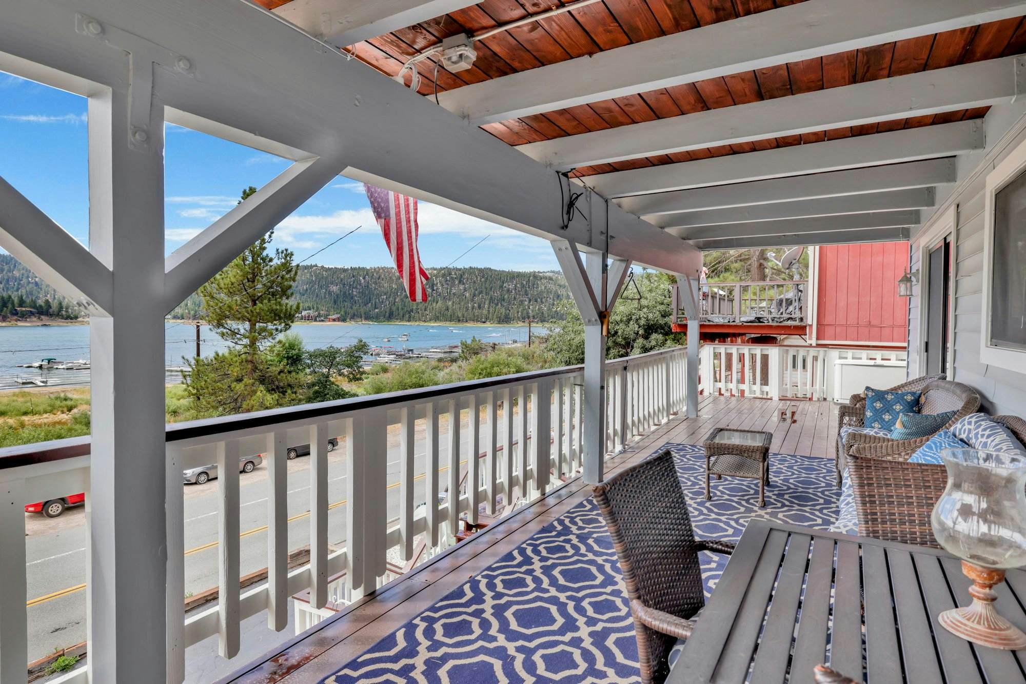 2173-North Shore Chalet