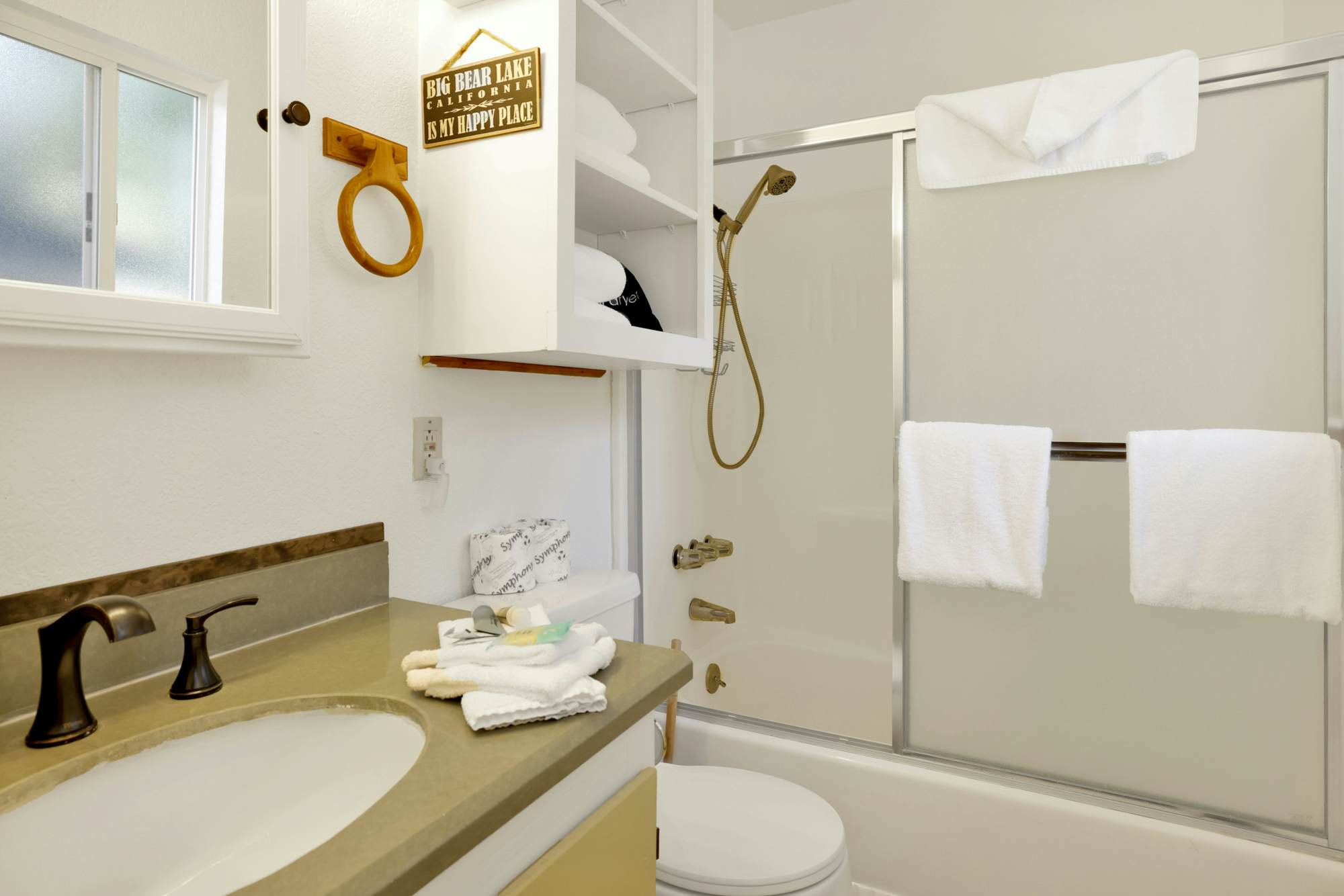 2183-Mountain Getaway