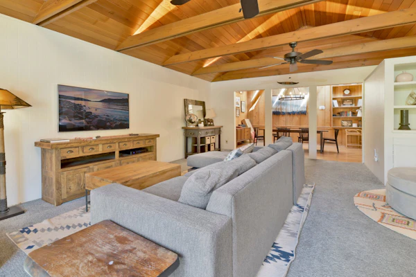 Bow Canyon Ski Haus Chalet w/ Hot Tub