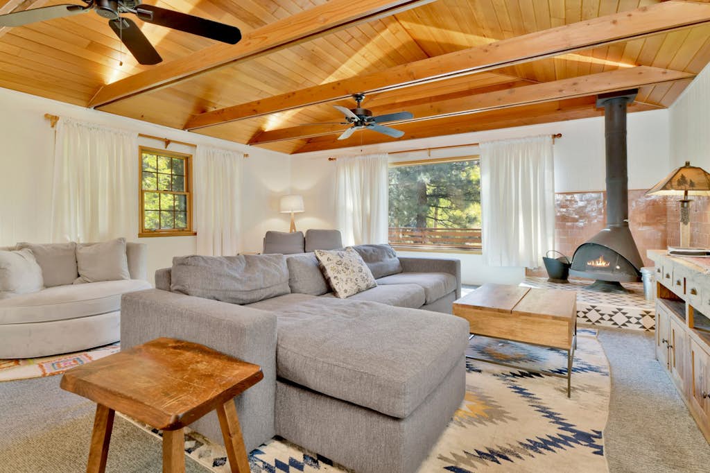 Bow Canyon Ski Haus Chalet w/ Hot Tub