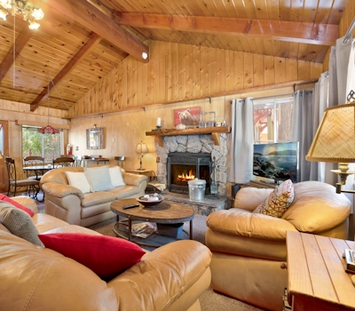 2191-Pine Cone Cottage