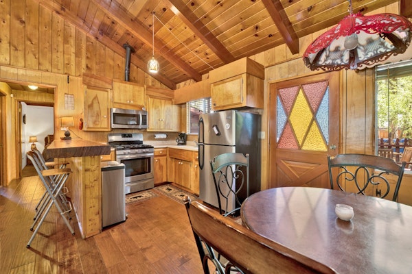 Pine Cone Cottage at Big Bear Lake