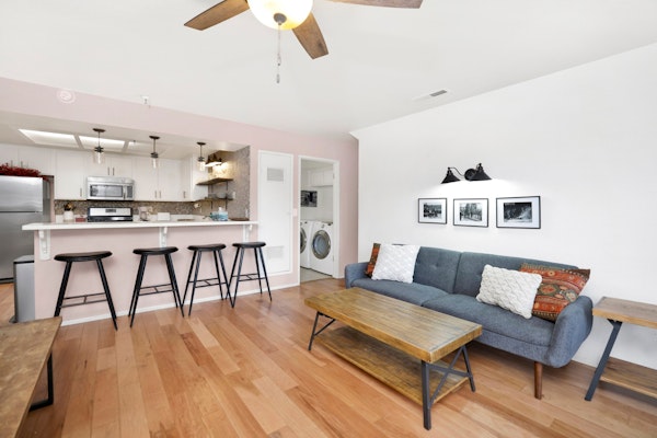 Brownie's Den Ski Resort Townhouse at Big Bear