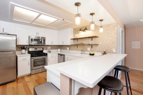 Brownie's Den Ski Resort Townhouse at Big Bear