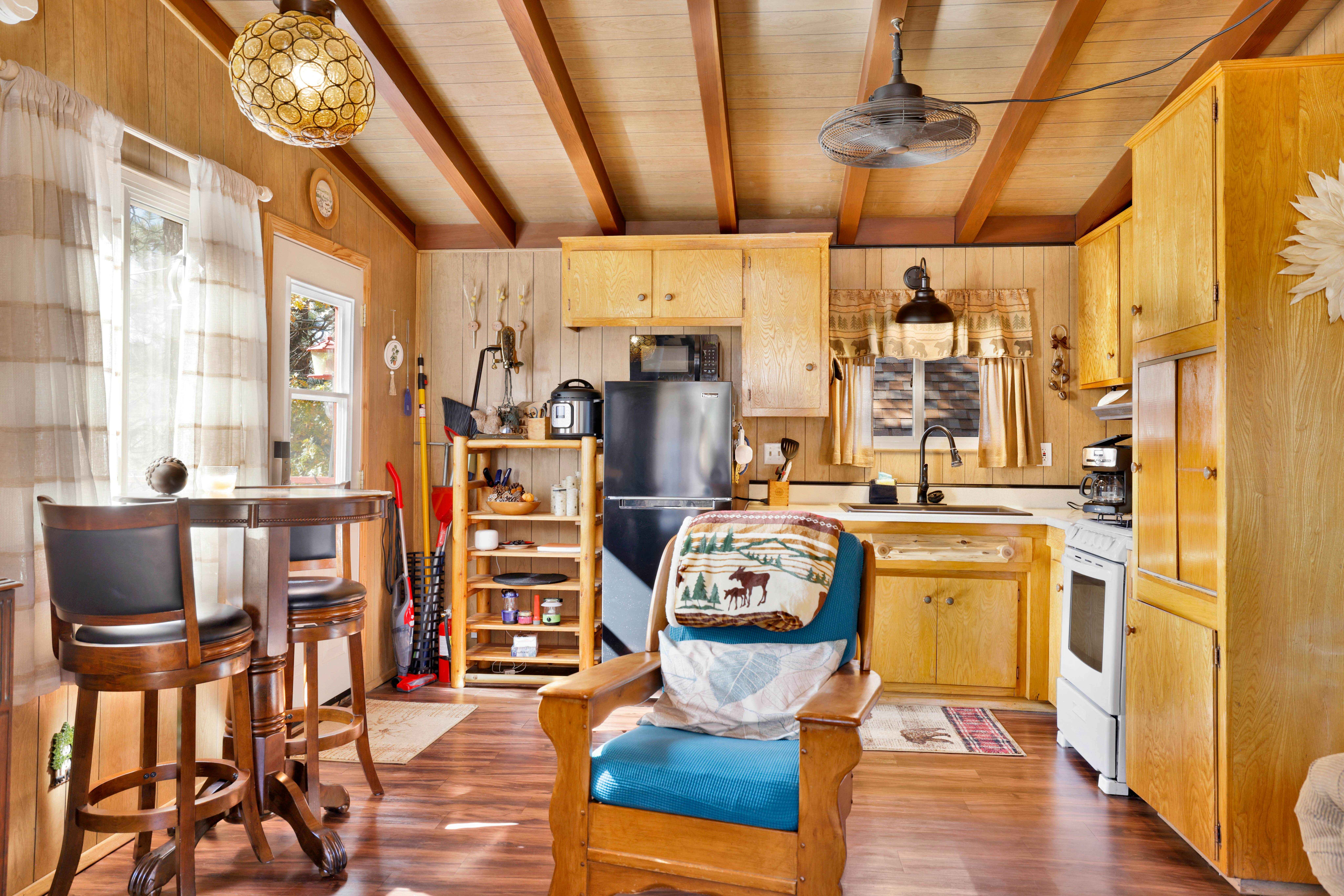 2215-Ski View Chalet