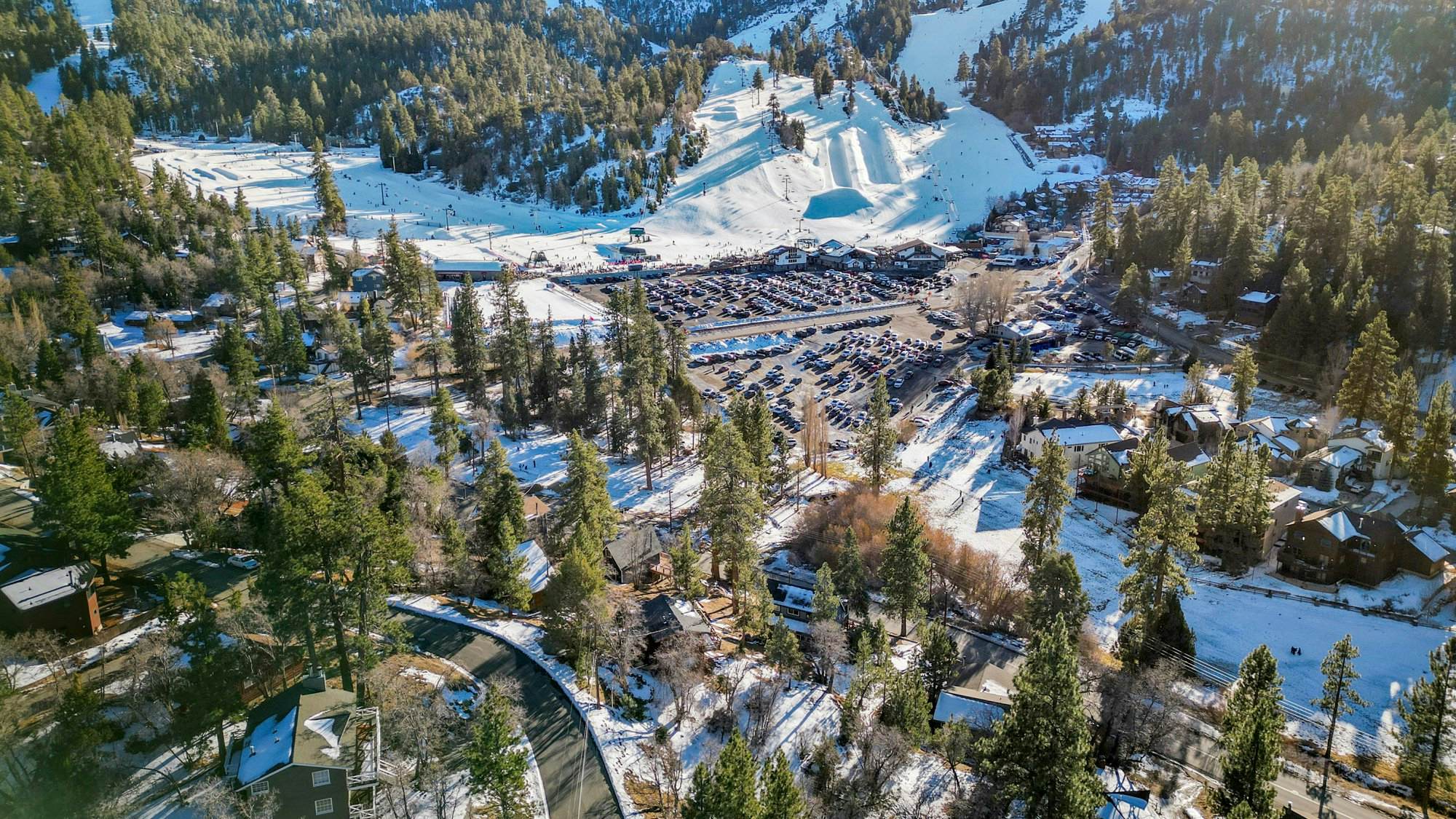 2235-Bear Mountain Views