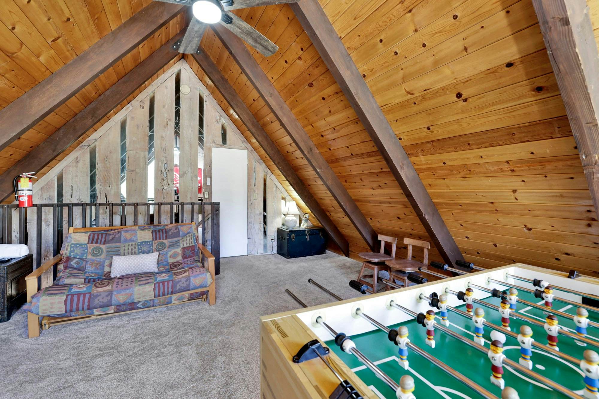 2235-Bear Mountain Views