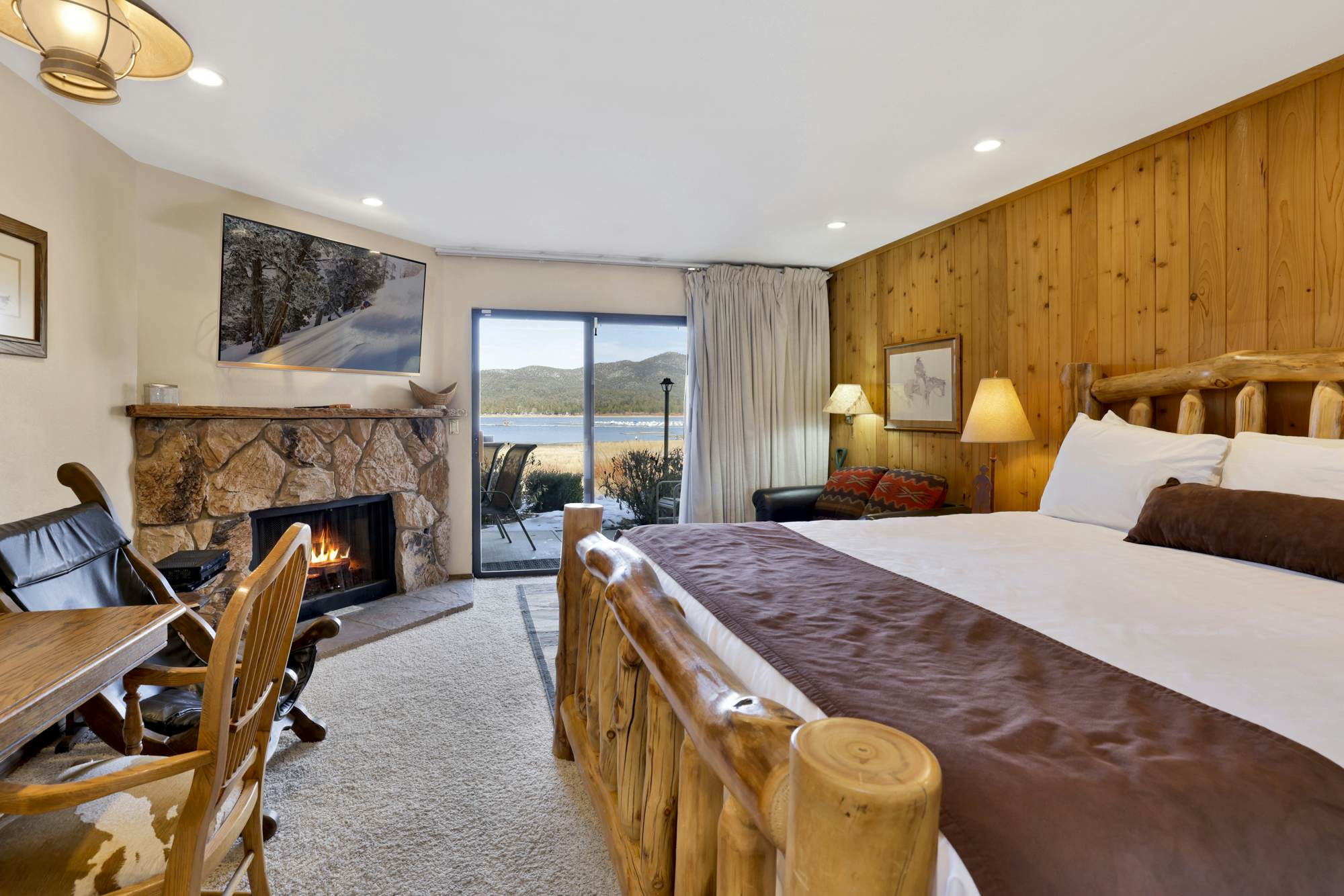 2250-Forest Shores Lake View Condo