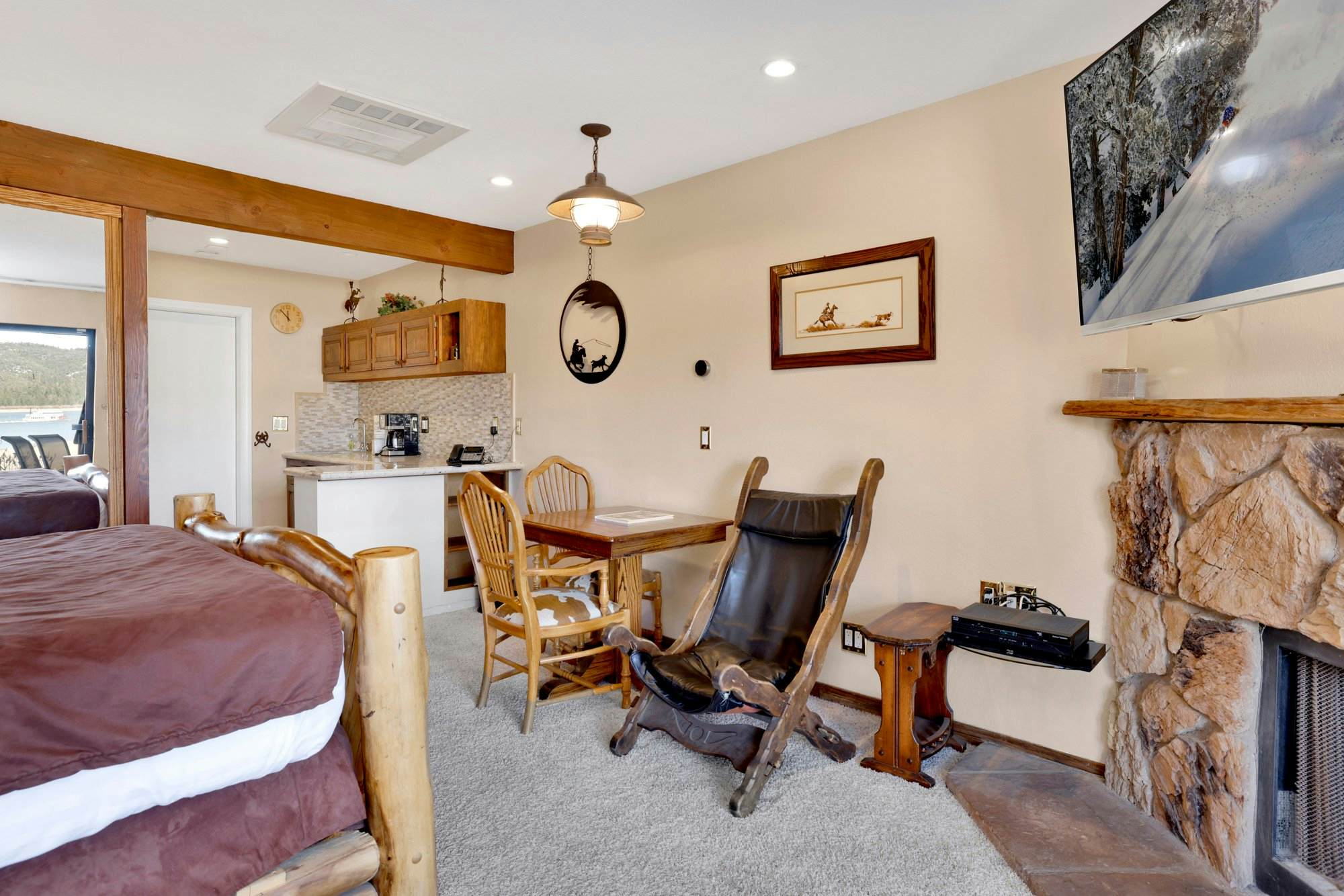 2250-Forest Shores Lake View Condo