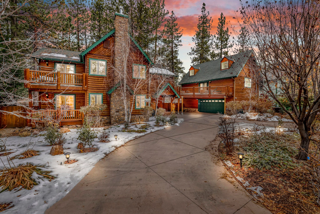 2246-Flitterbick Lodge