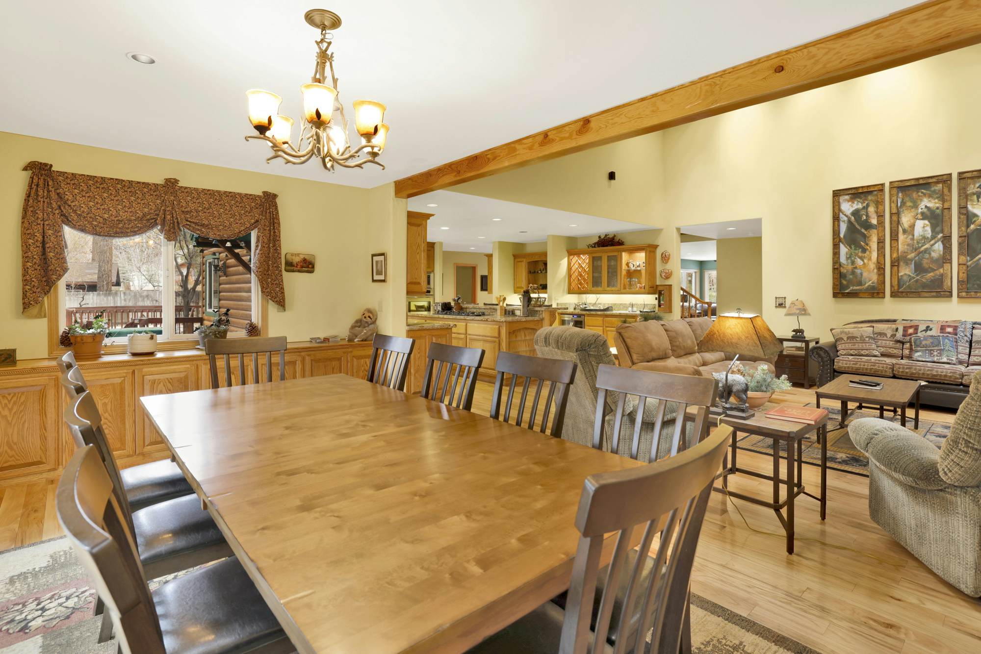 2246-Flitterbick Lodge