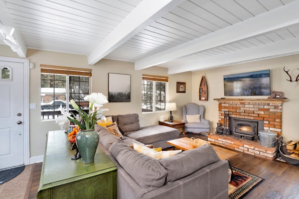 Tinker Bell Gambrel Retreat Cabin at Big Bear