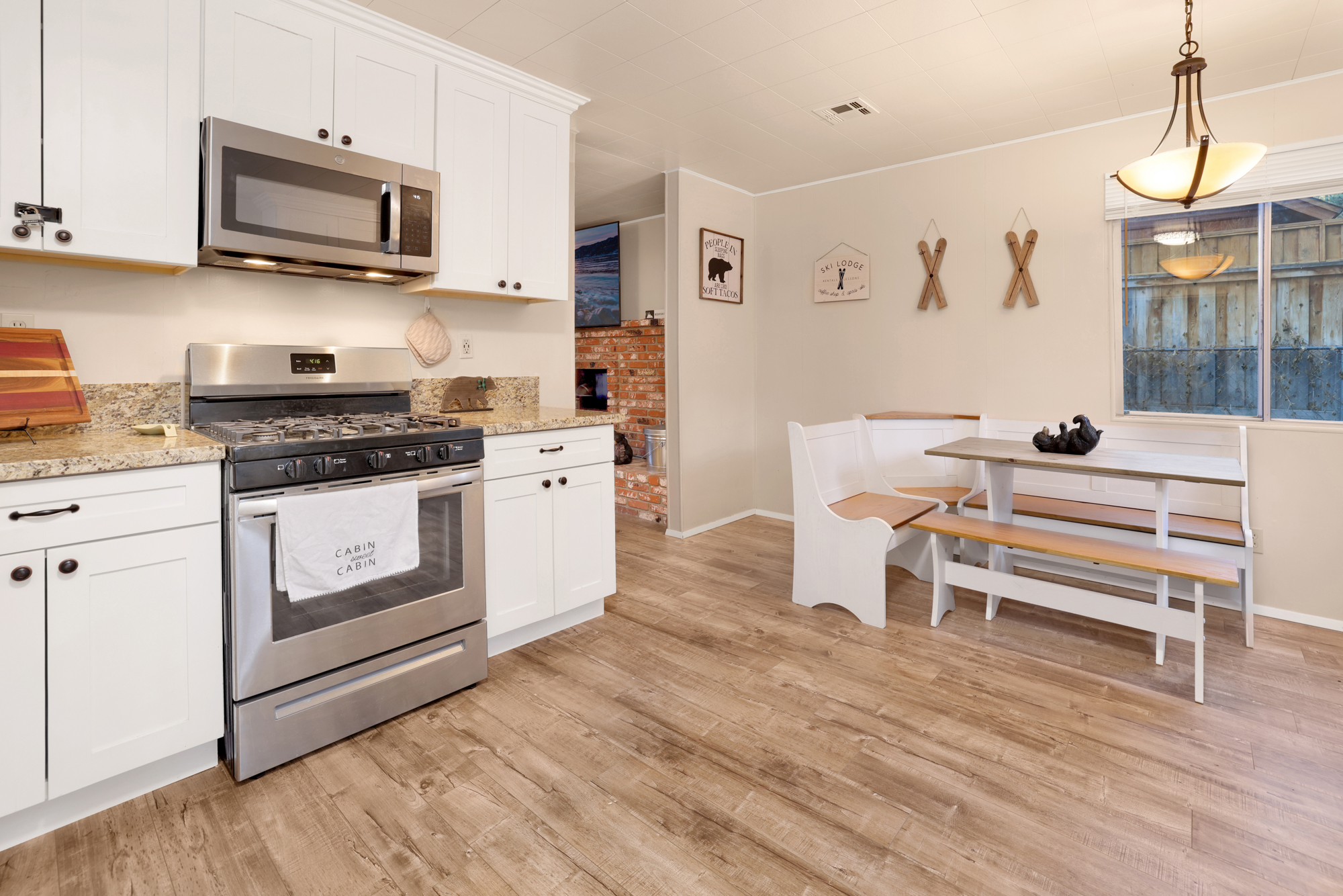 Robinhood Chalet Cottage at Big Bear Lake