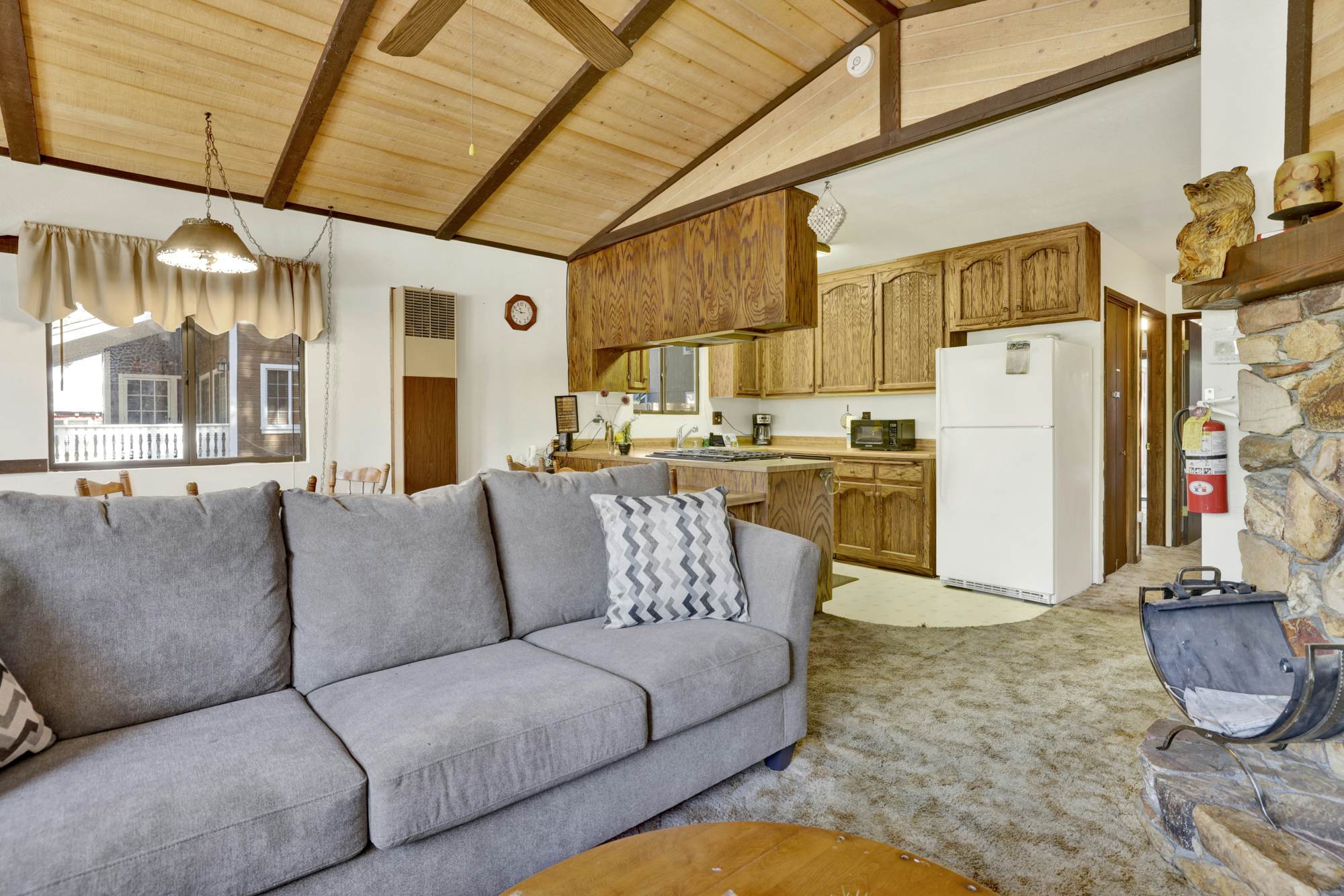 2275-Bearadise Cottage