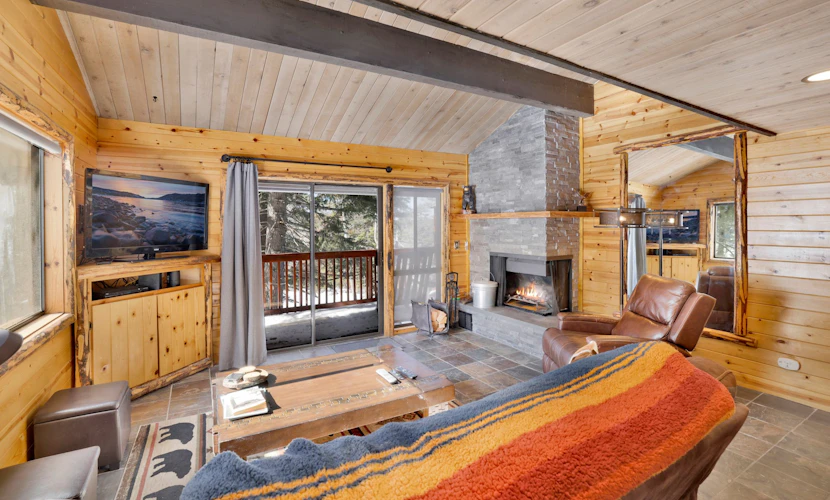 Smith Chalet at Snow Summit Ski Haus Condo