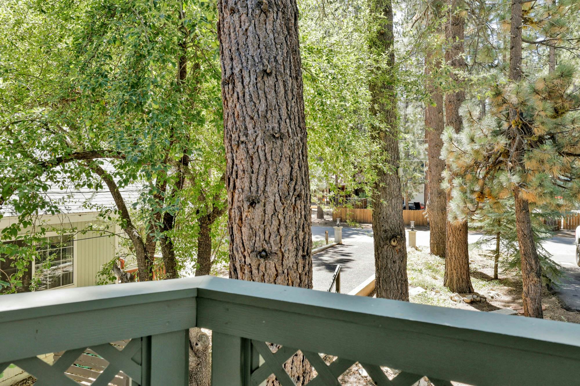 2293-Green Canoe Cabin