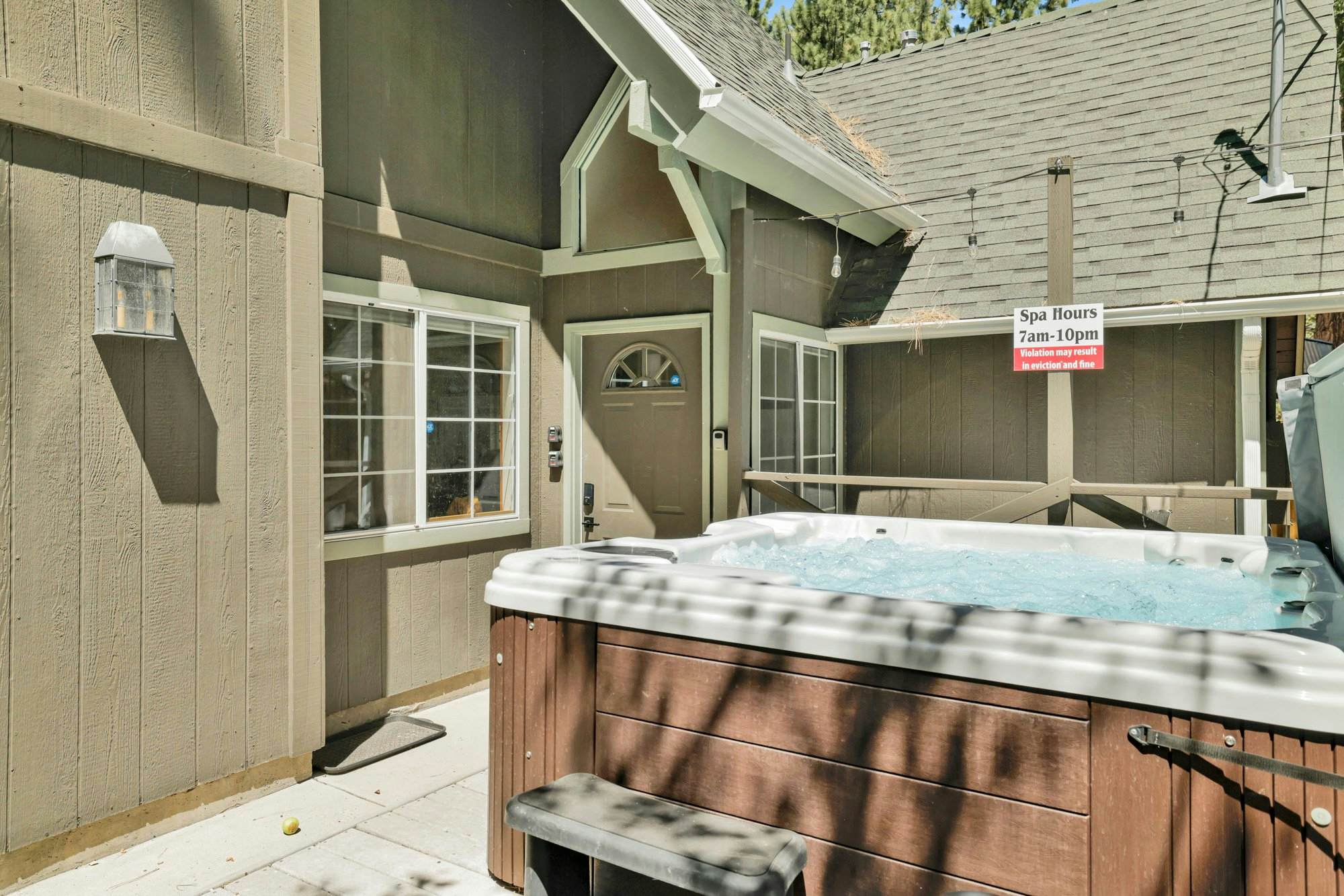 2293-Green Canoe Cabin