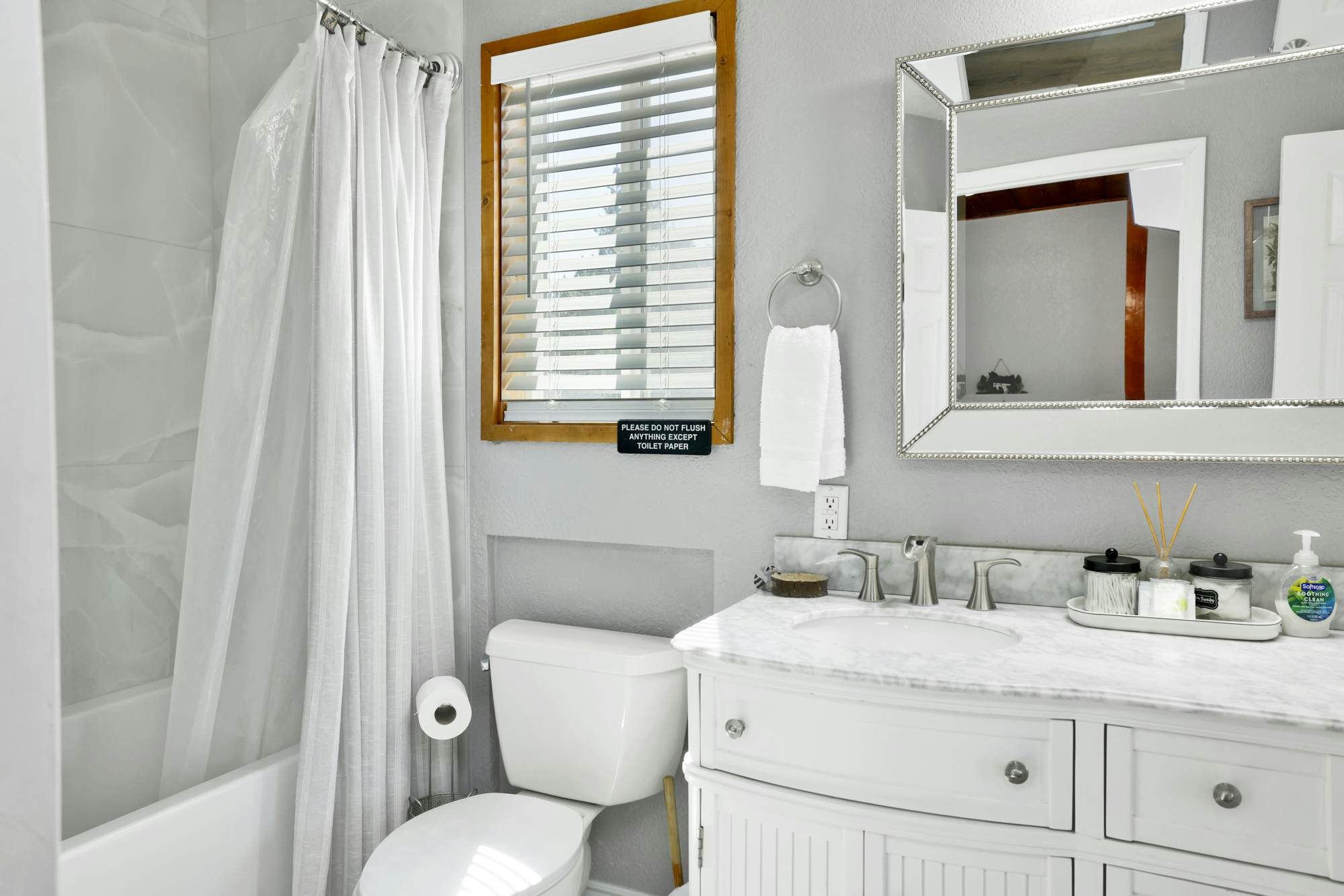 2308-Jay Bird Landing Escape