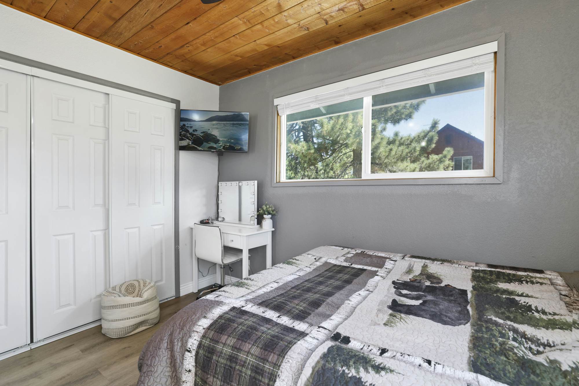 2308-Jay Bird Landing Escape