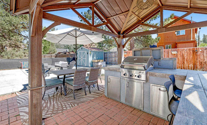 Jay Bird Landing Escape at Big Bear- Hot Tub-