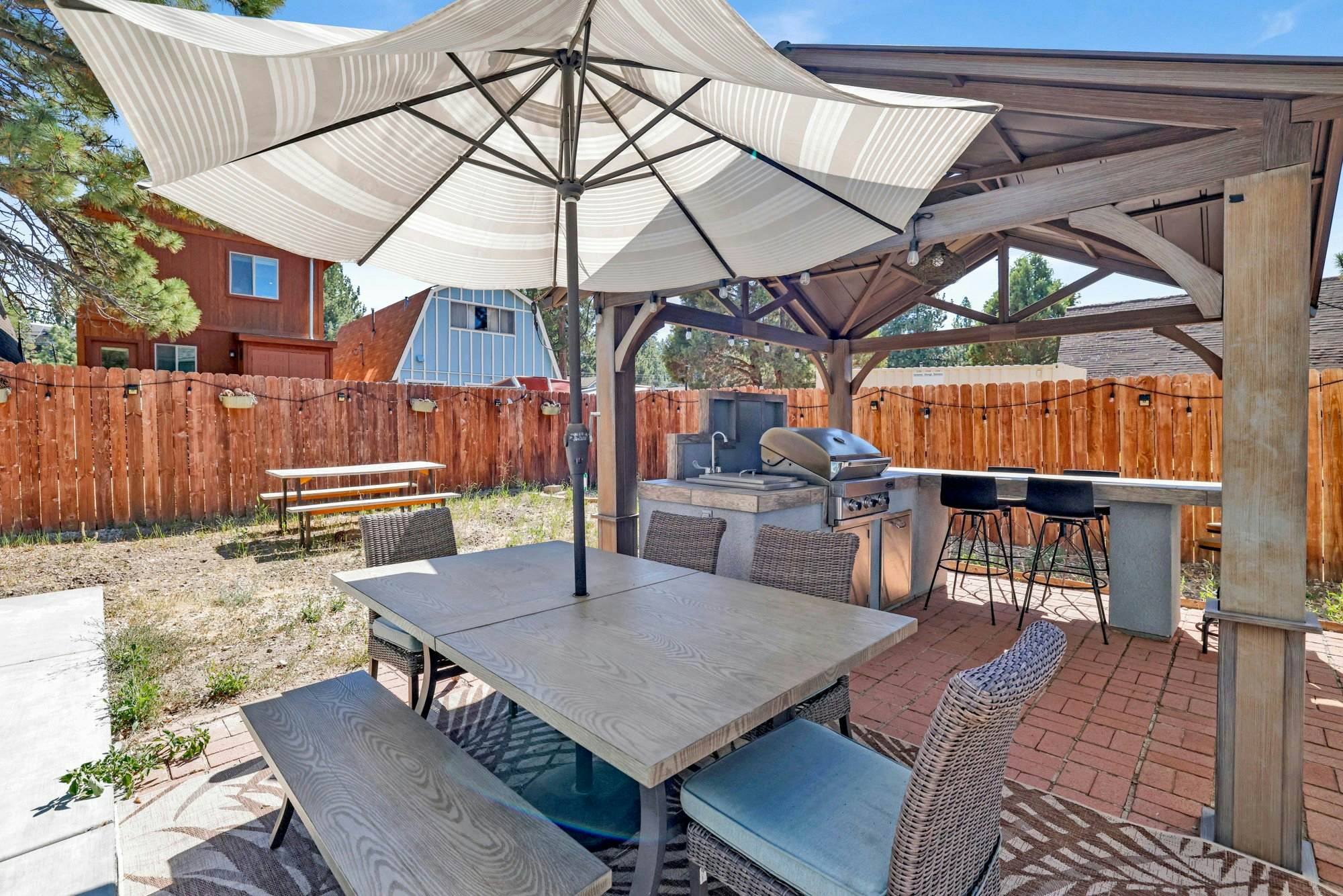 2308-Jay Bird Landing Escape