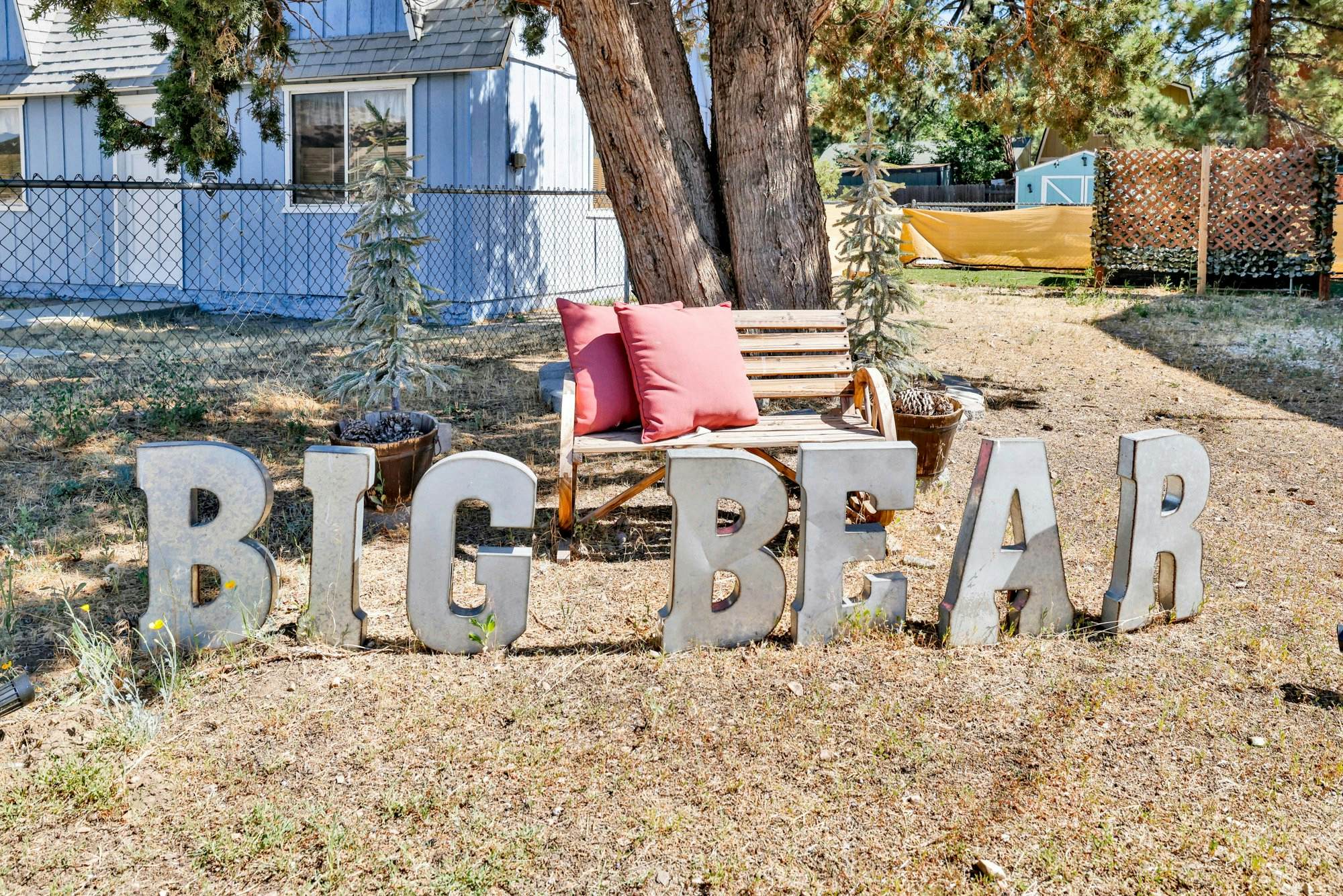 2308-Jay Bird Landing Escape