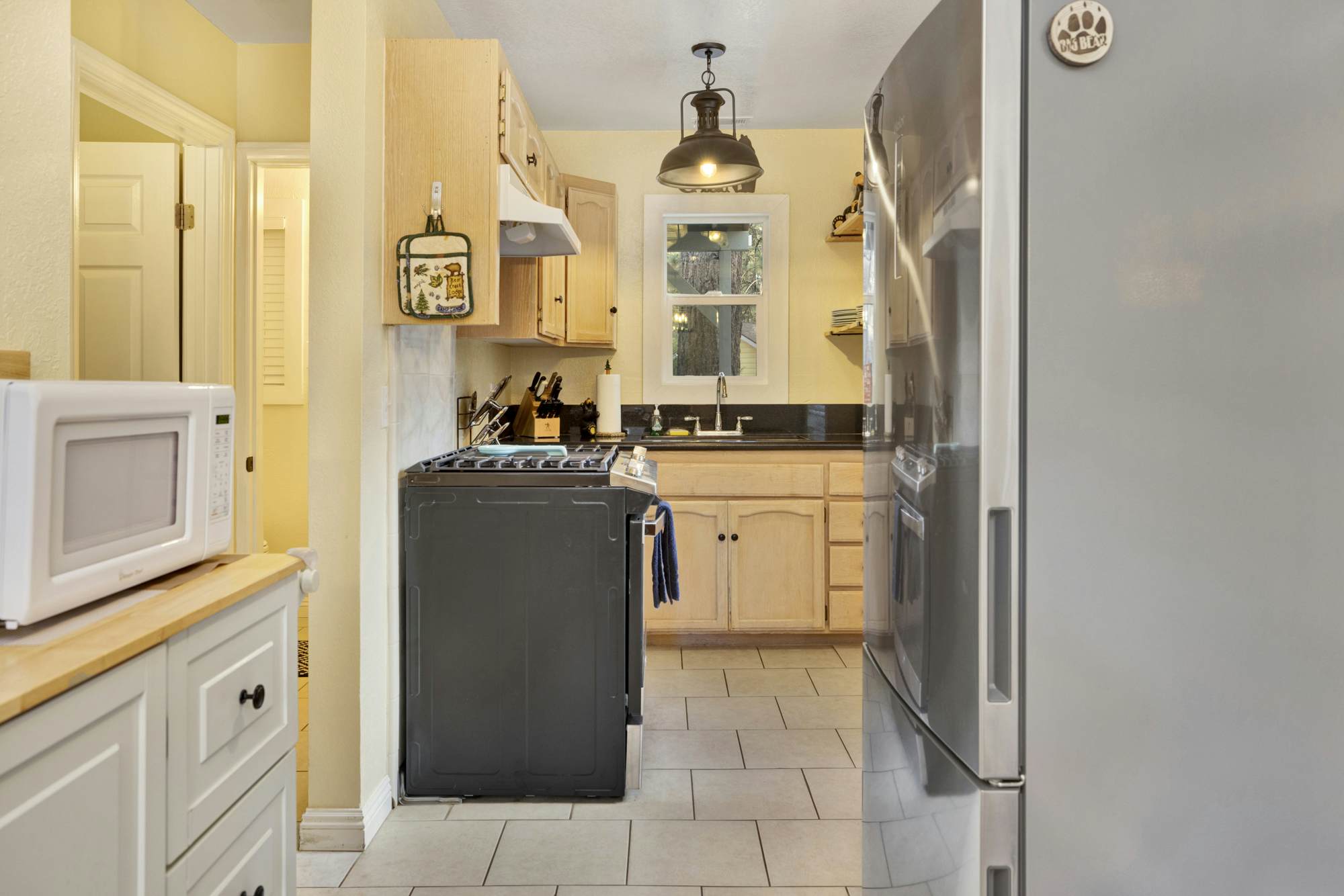 2315-Beary Cozy Cabin