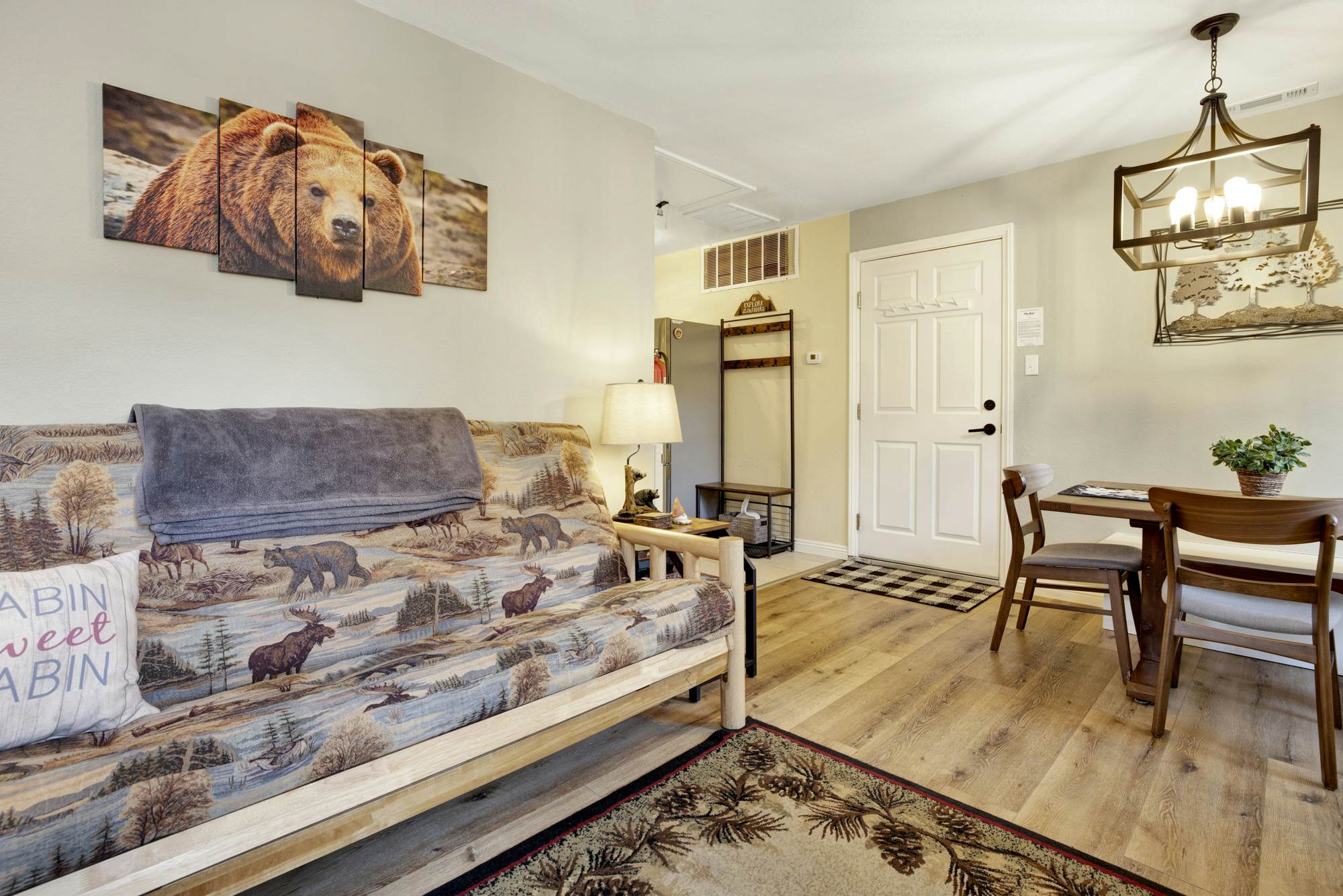 2315-Beary Cozy Cabin