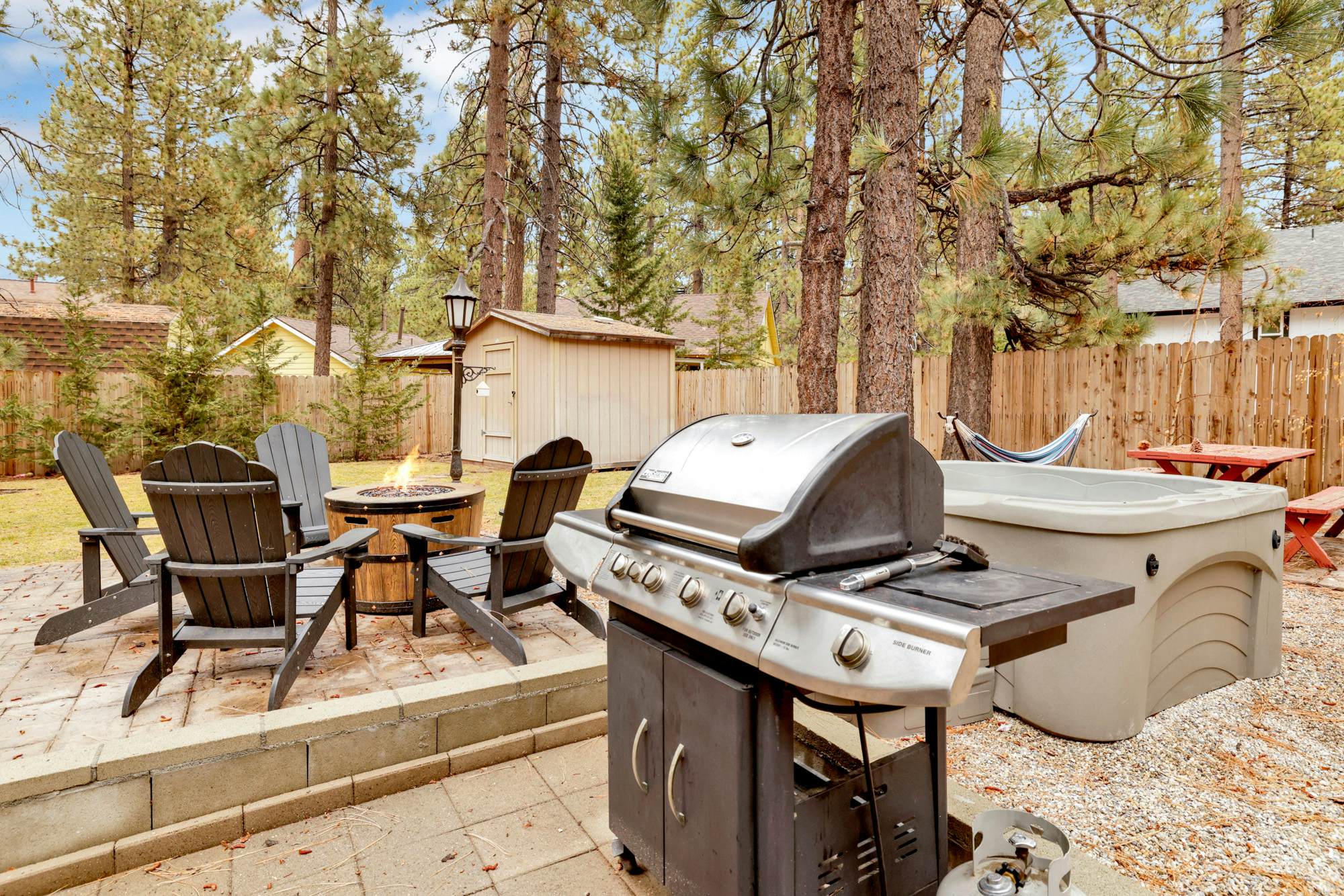 2315-Beary Cozy Cabin