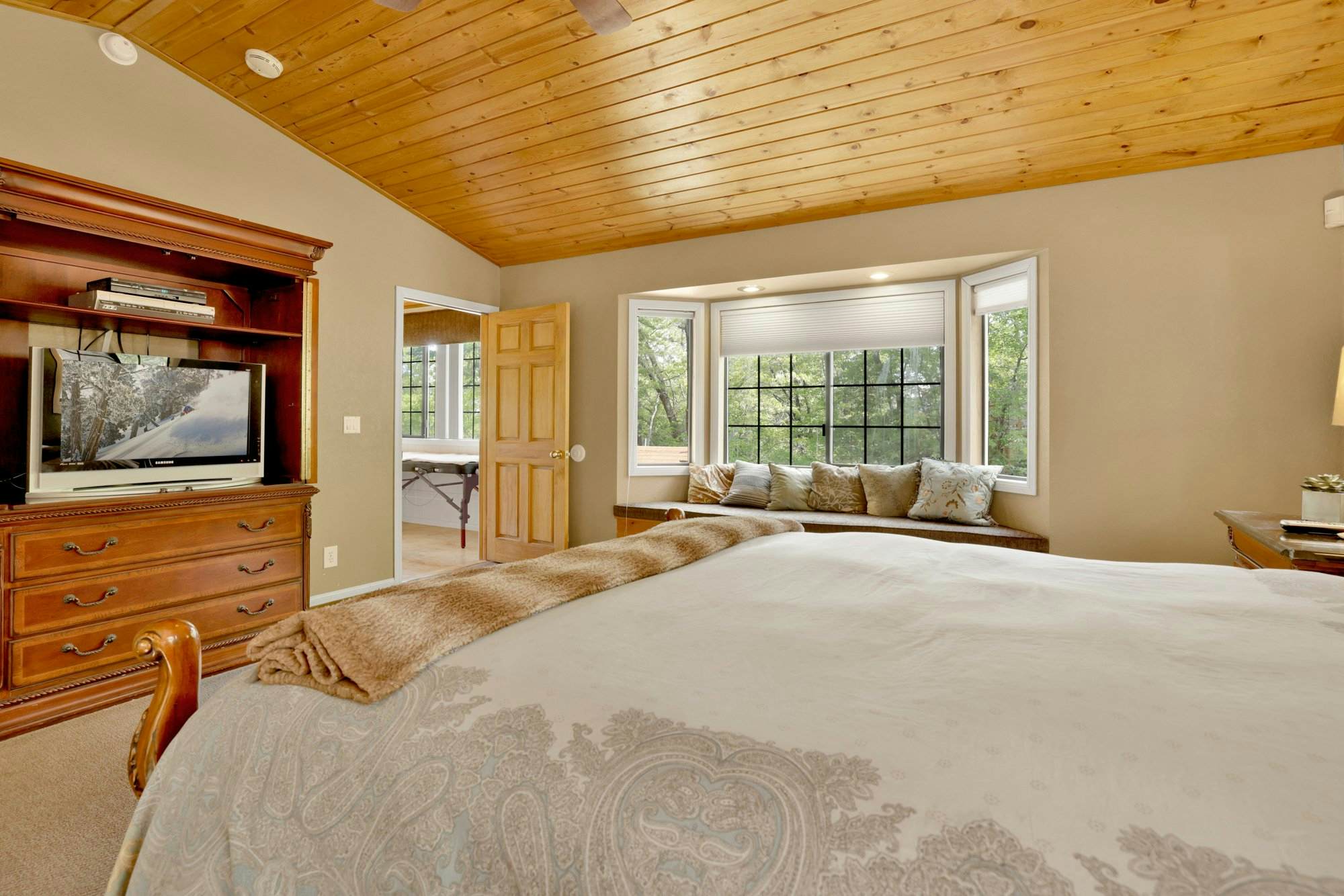 2321-Knickerbocker Retreat