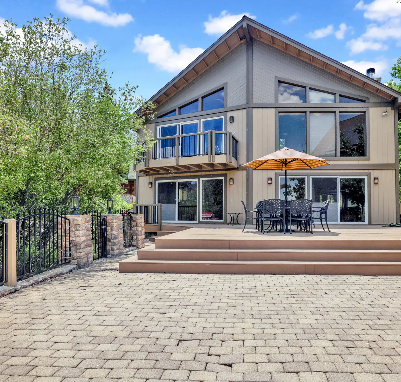 Lakefront Village Castle #2312