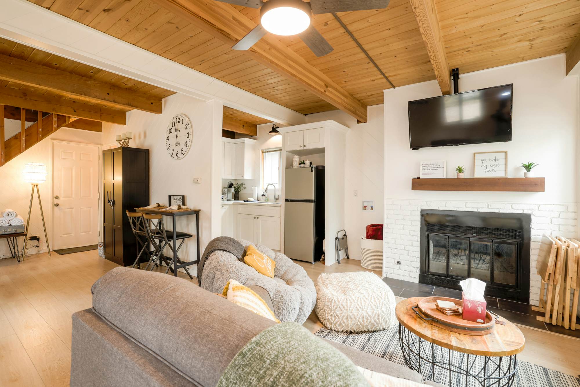 2325-The Eagles Nest