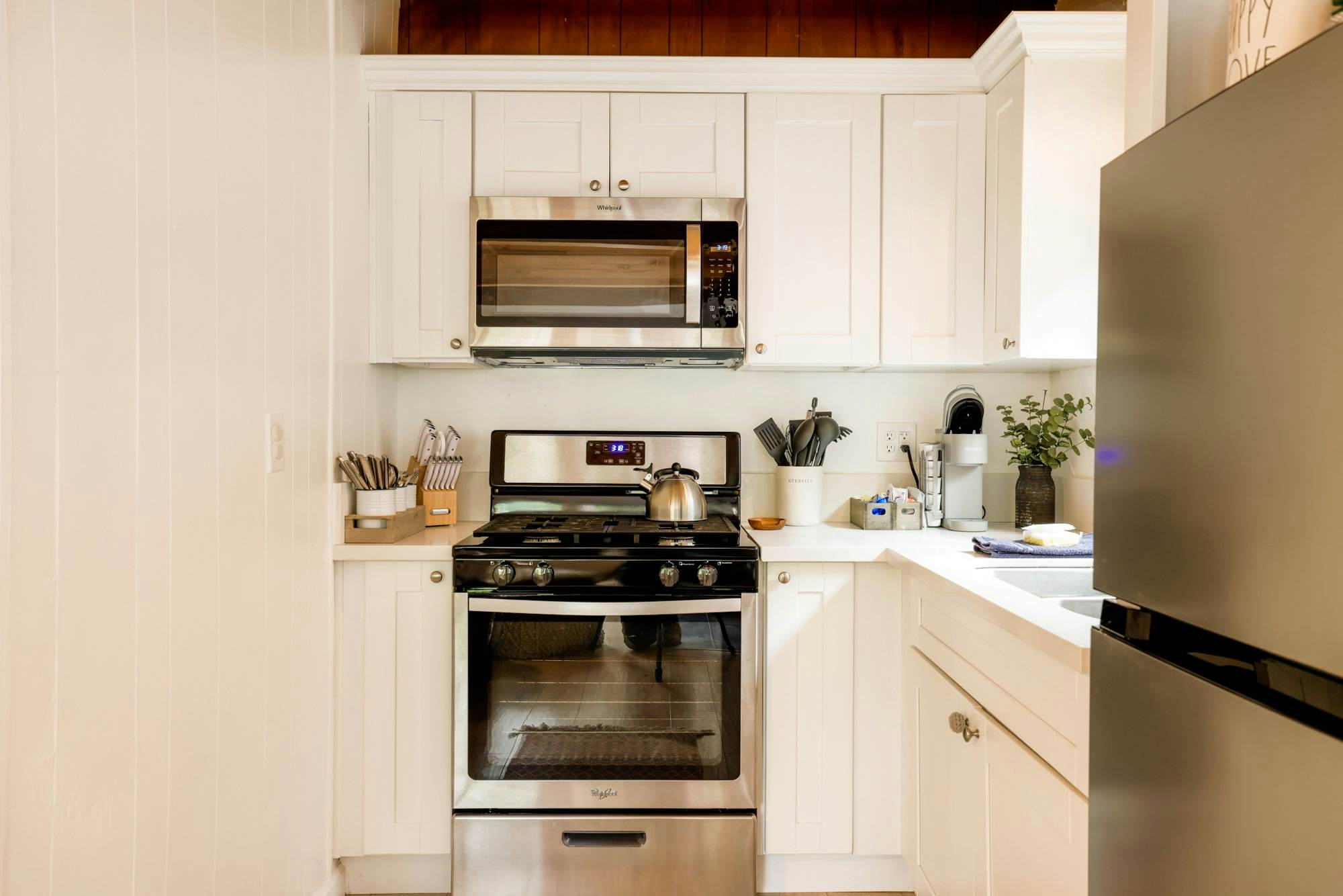 2325-The Eagles Nest