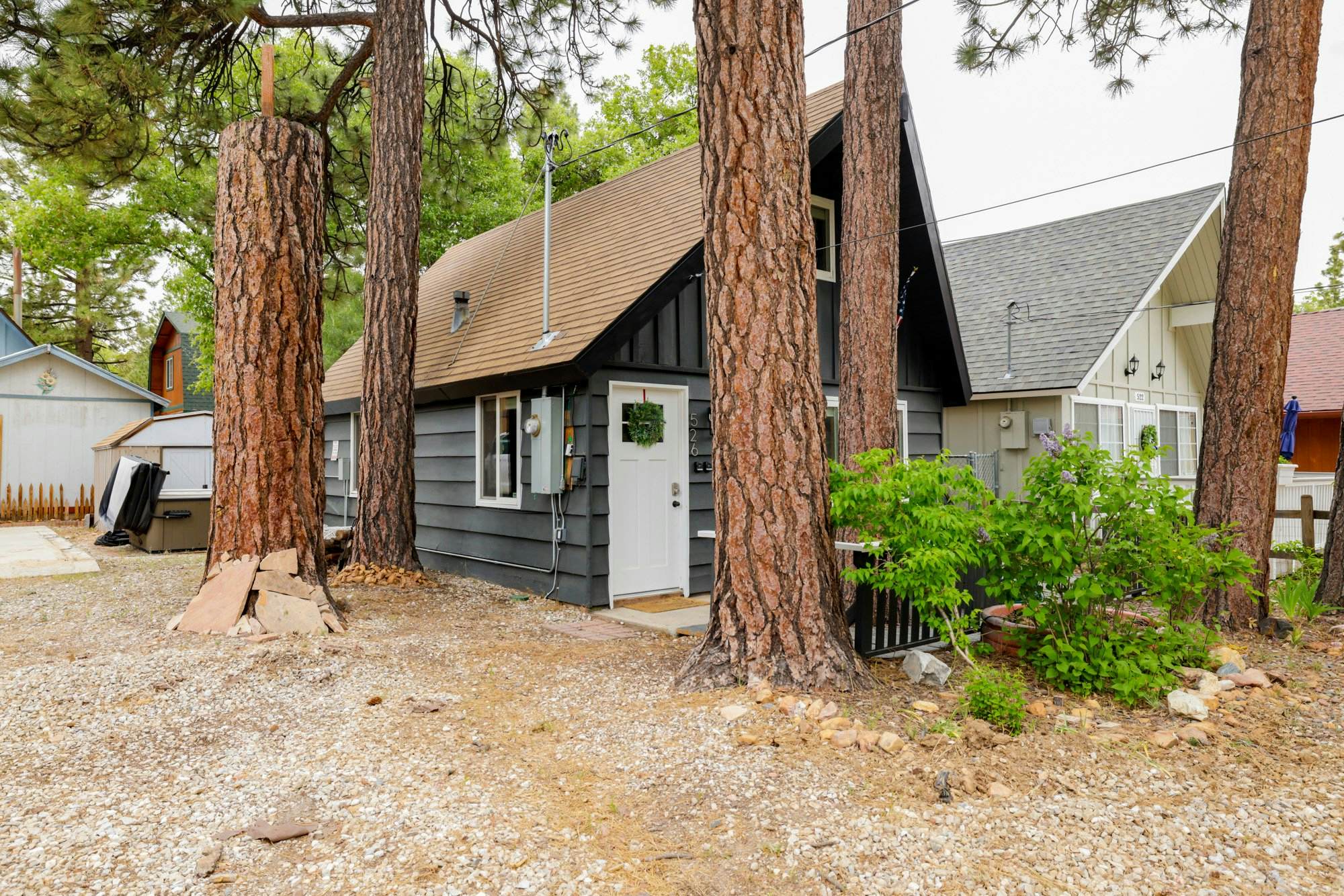 2325-The Eagles Nest