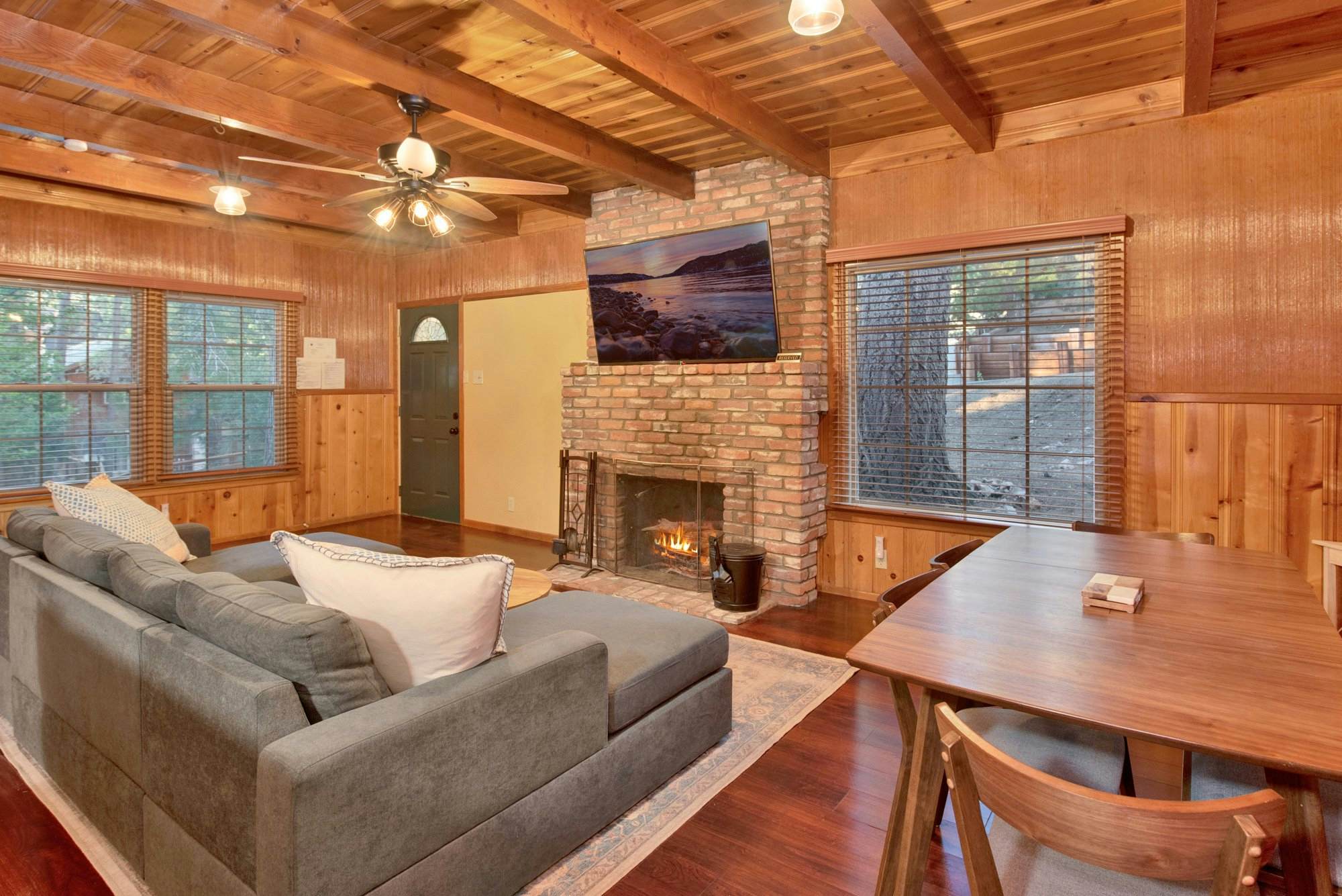 2335-Silvertip Pines